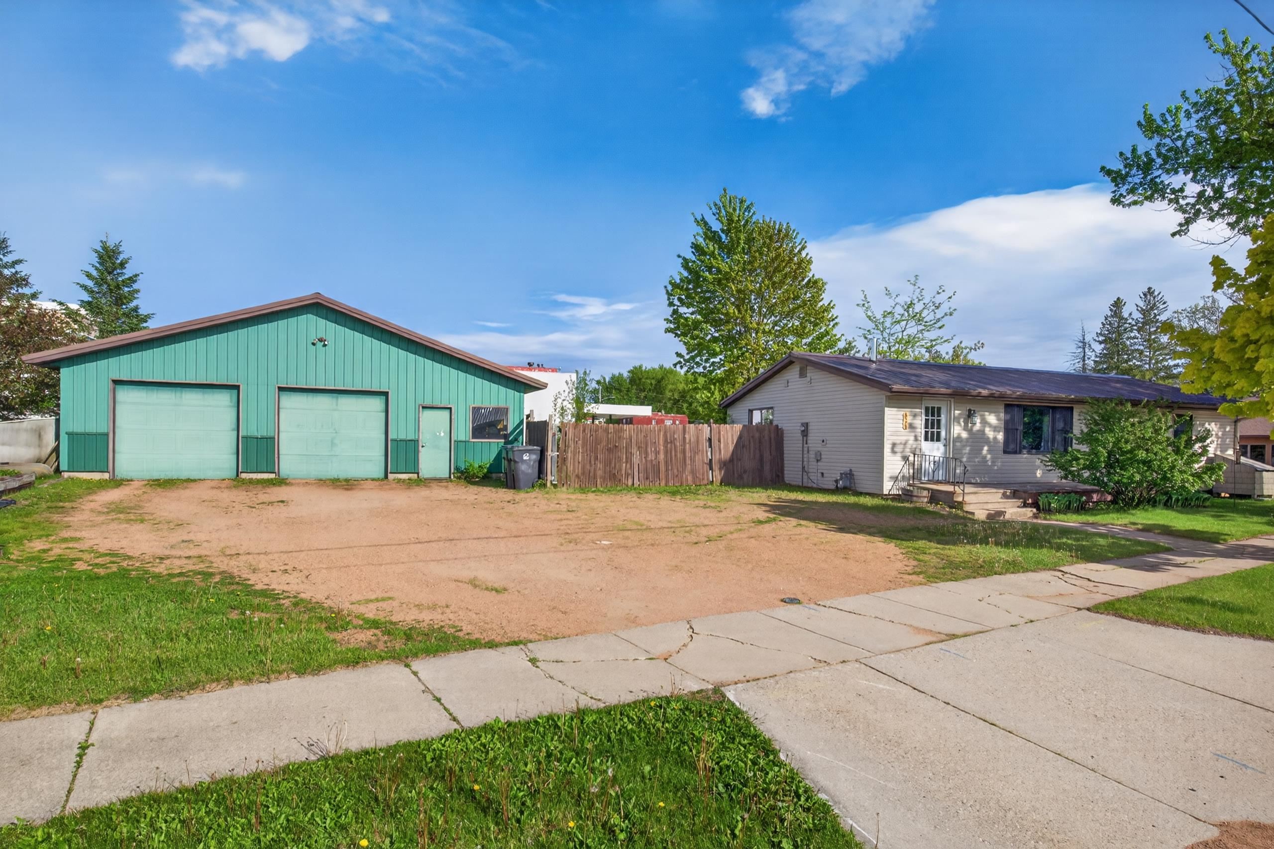6574 Cameron Avenue Property Photo 4