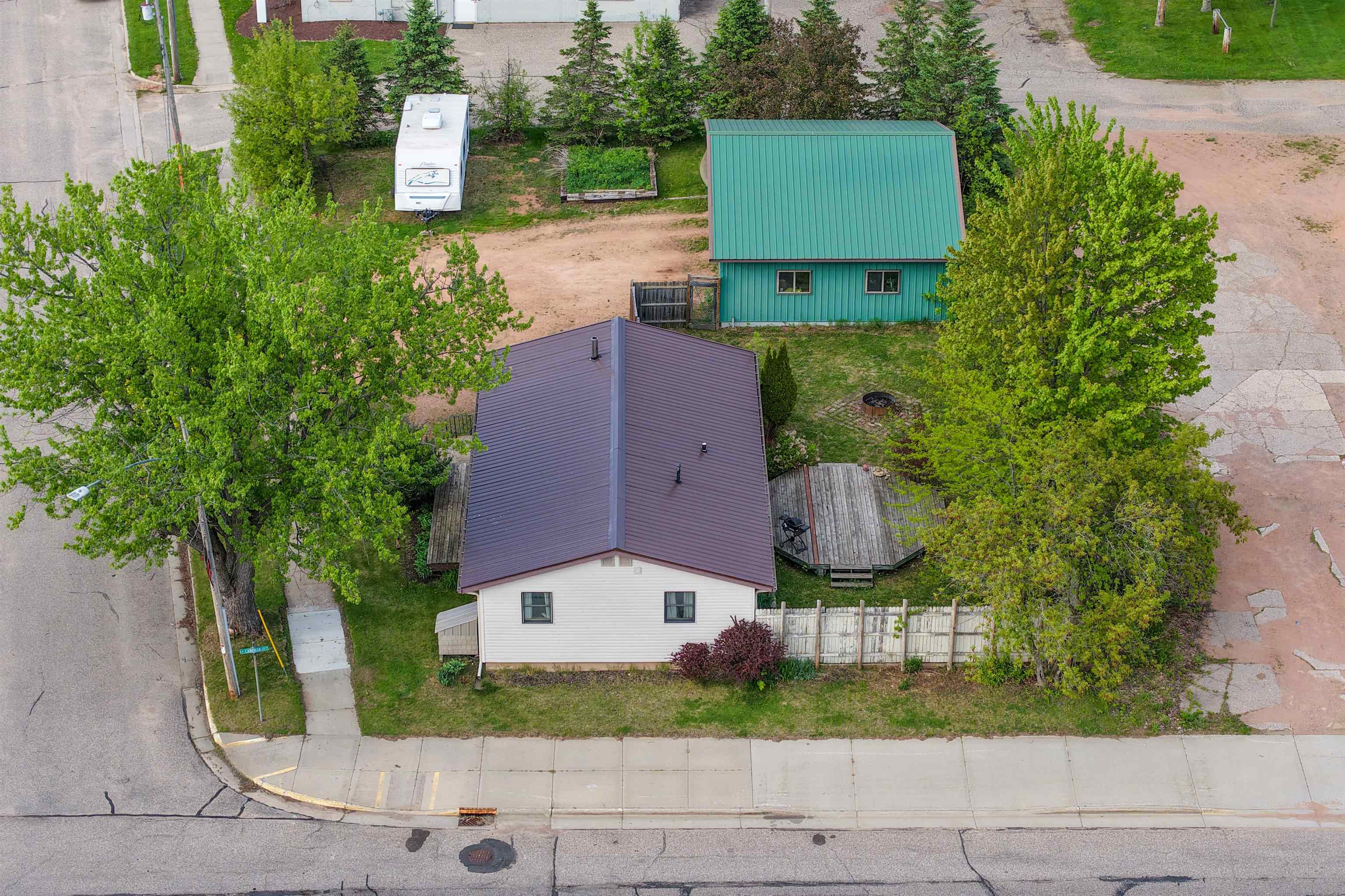 6574 Cameron Avenue Property Photo 11