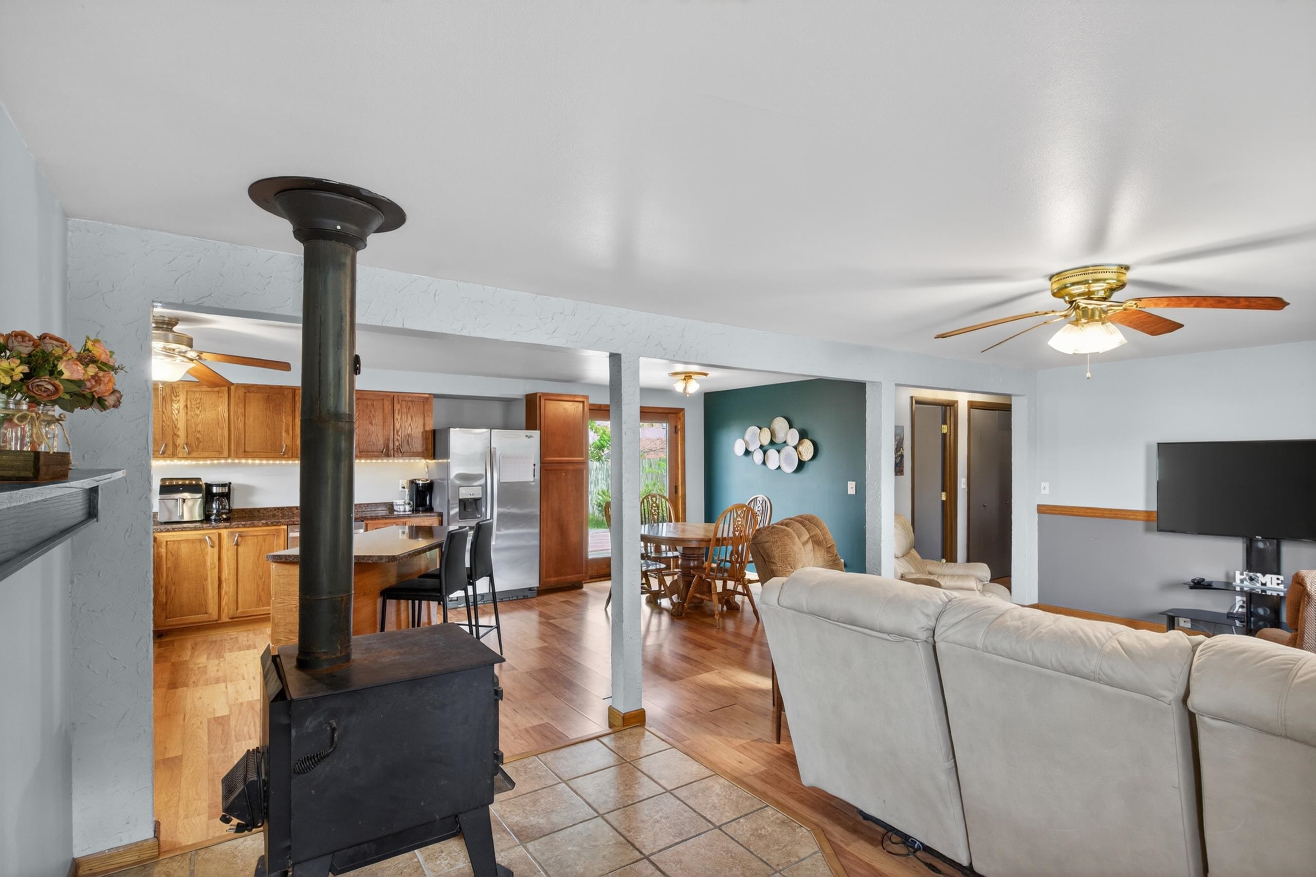 6574 Cameron Avenue Property Photo 13