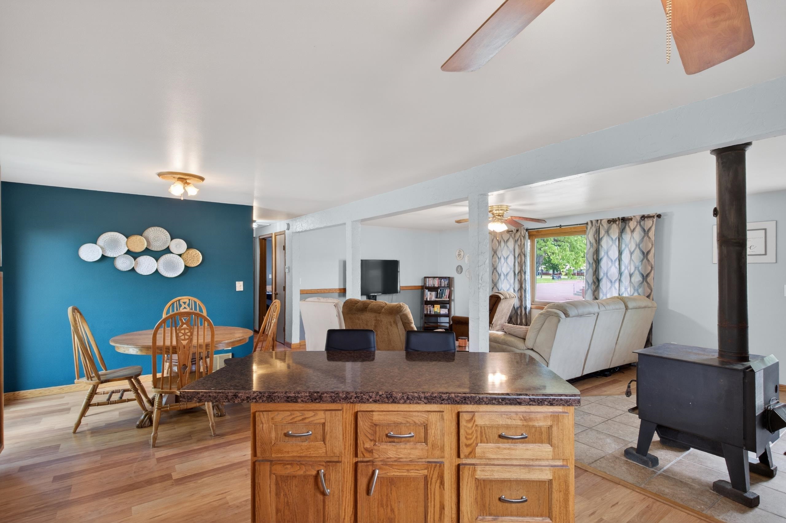 6574 Cameron Avenue Property Photo 18