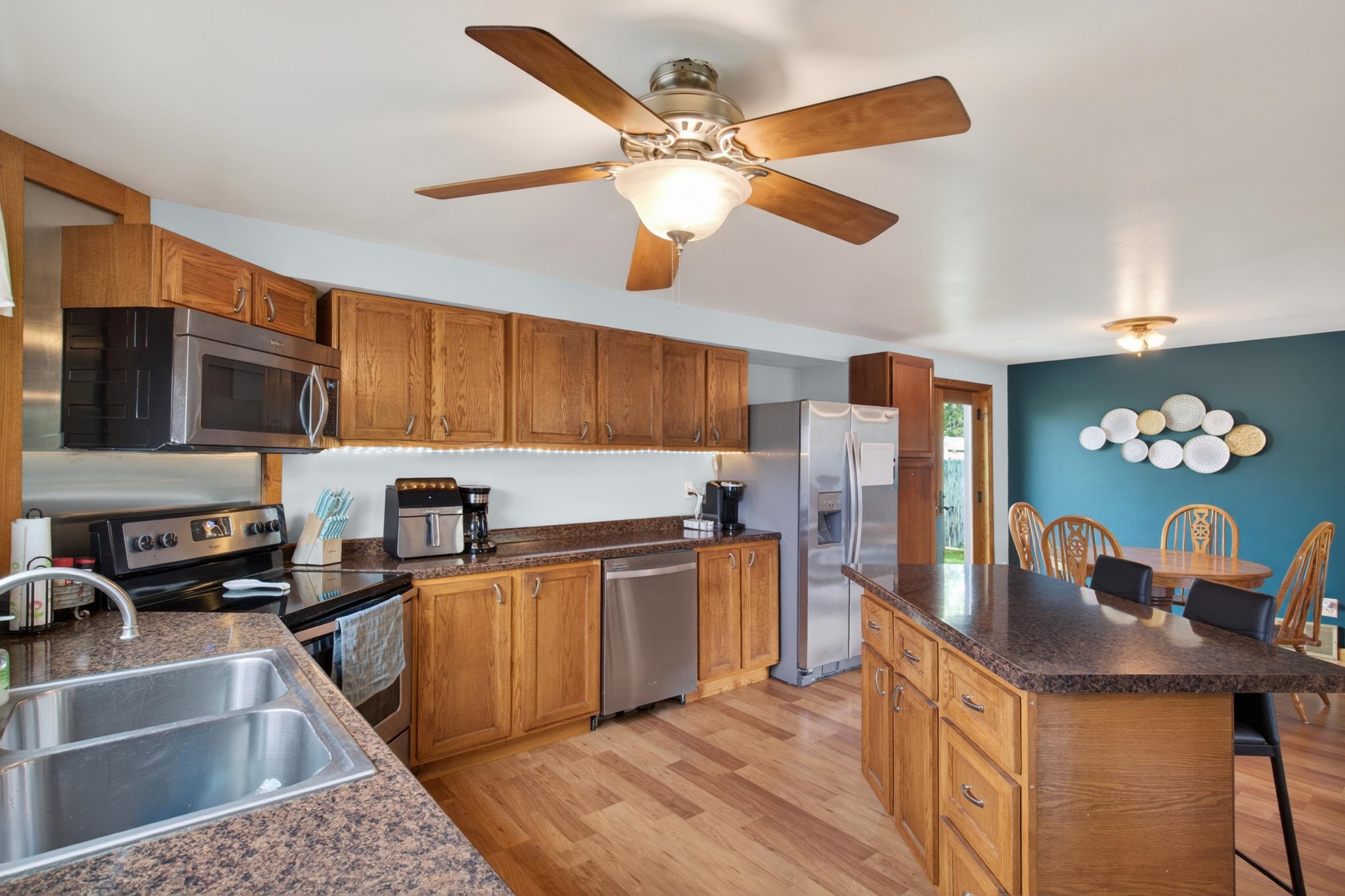 6574 Cameron Avenue Property Photo 19