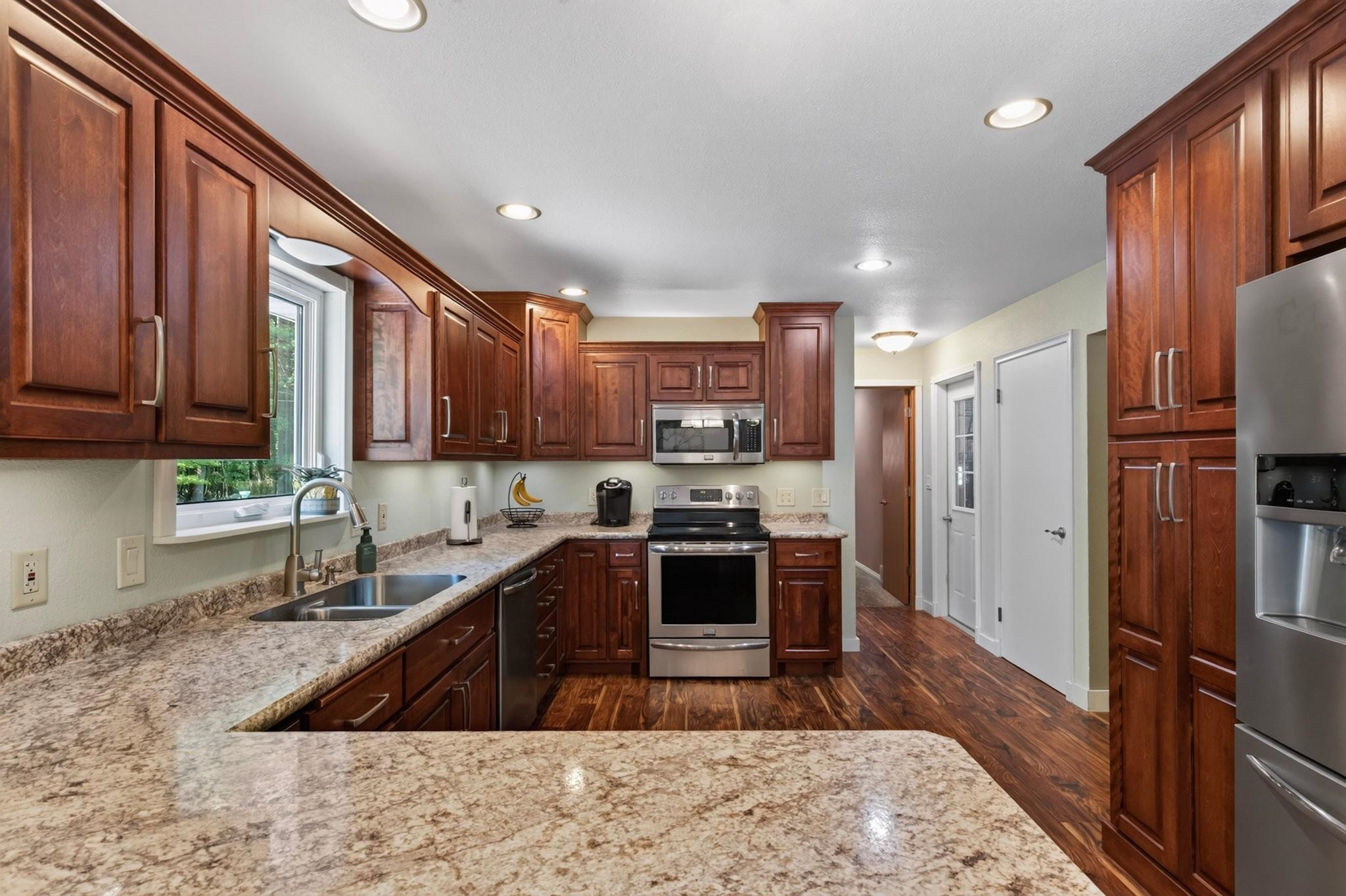 611 Johnson Parkway Property Photo 14