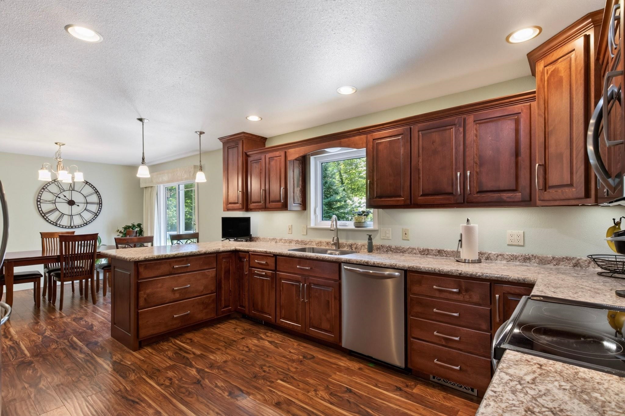 611 Johnson Parkway Property Photo 16