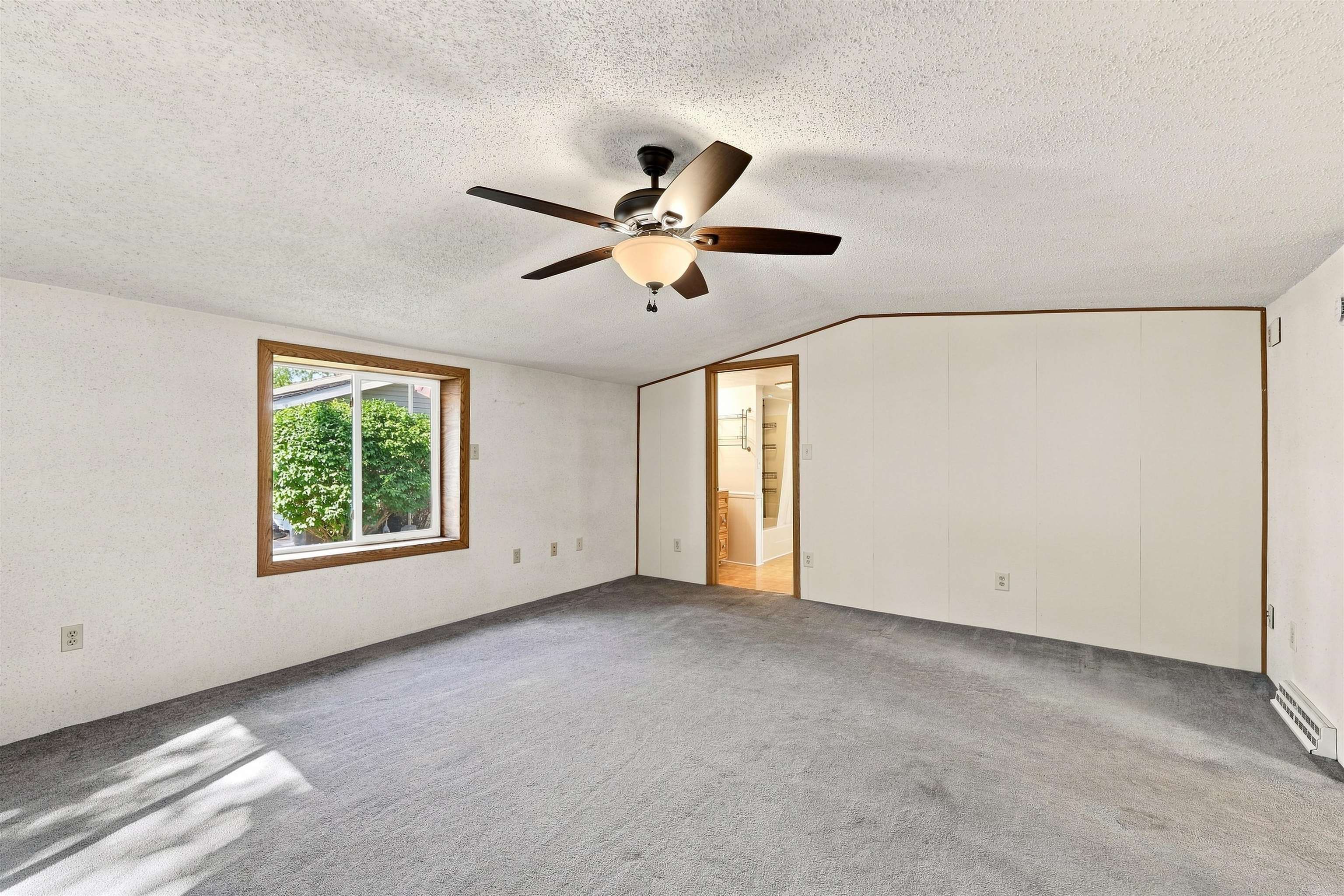 2500 Bush Street Property Photo 17