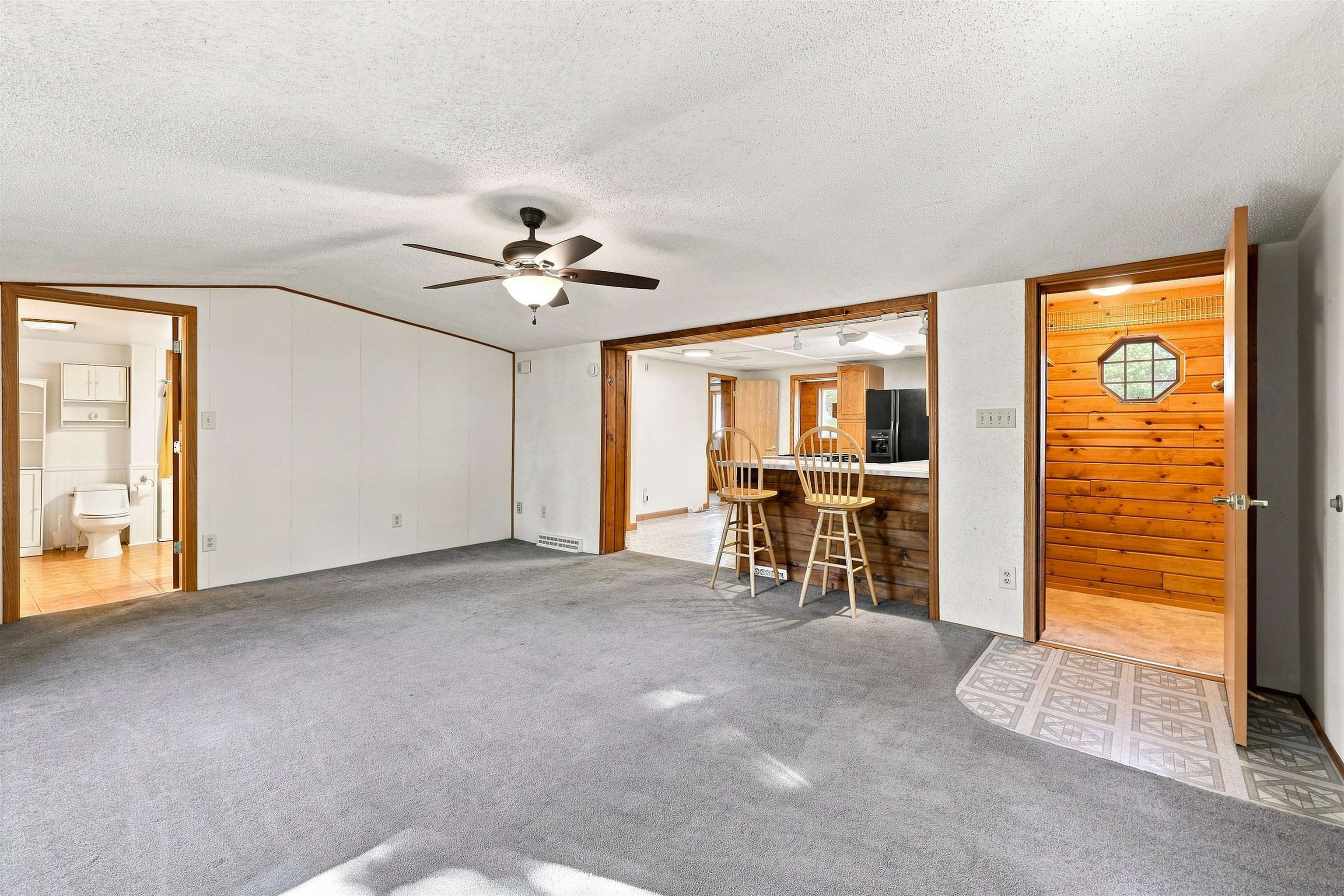 2500 Bush Street Property Photo 18