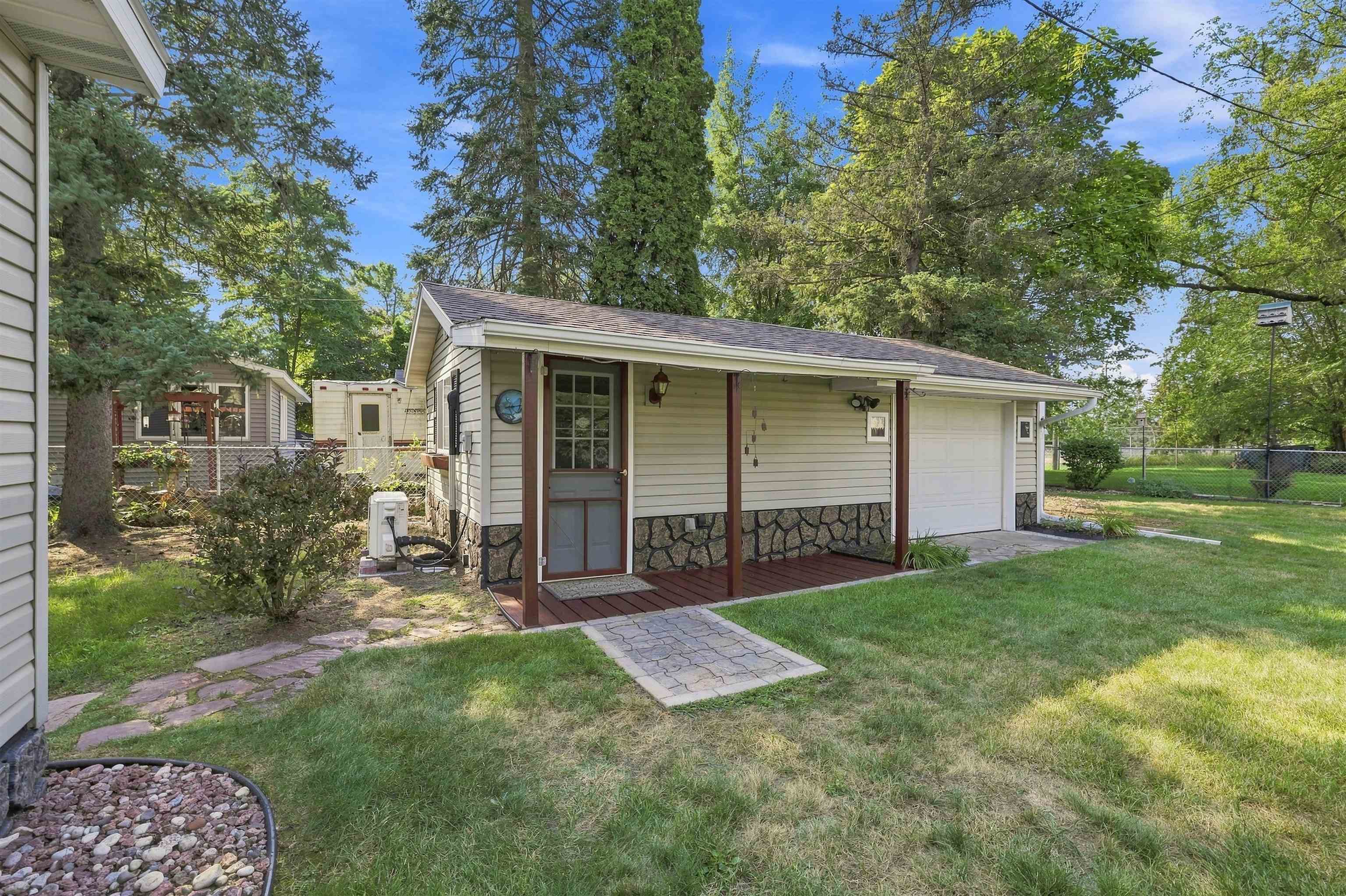 2500 Bush Street Property Photo 42