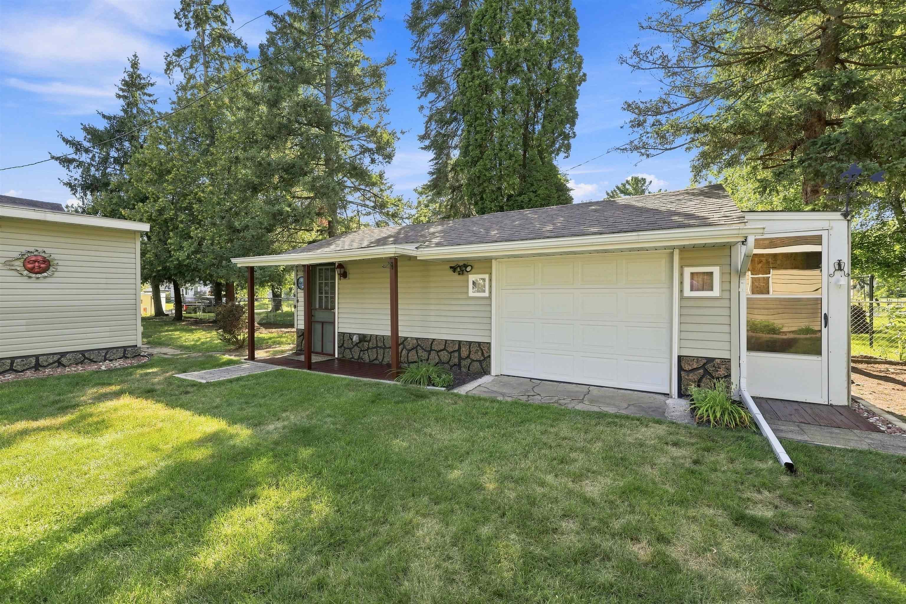 2500 Bush Street Property Photo 44