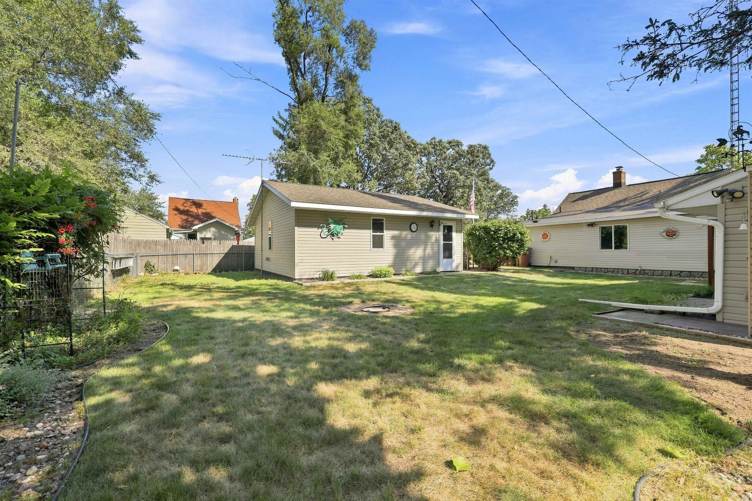 2500 Bush Street Property Photo 46