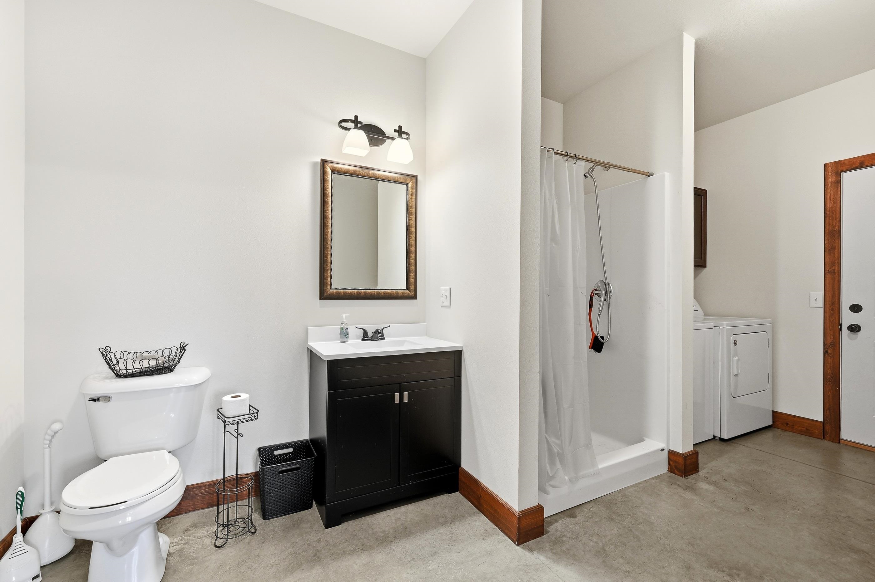 8827 Mill Creek Drive Property Photo 16