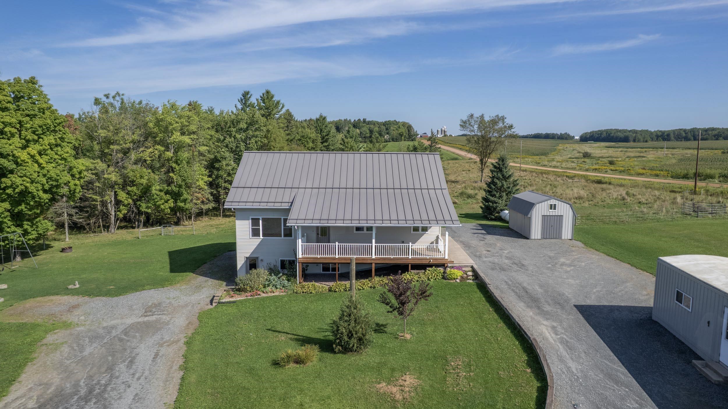 241474 Bungaloo Road Property Photo 17
