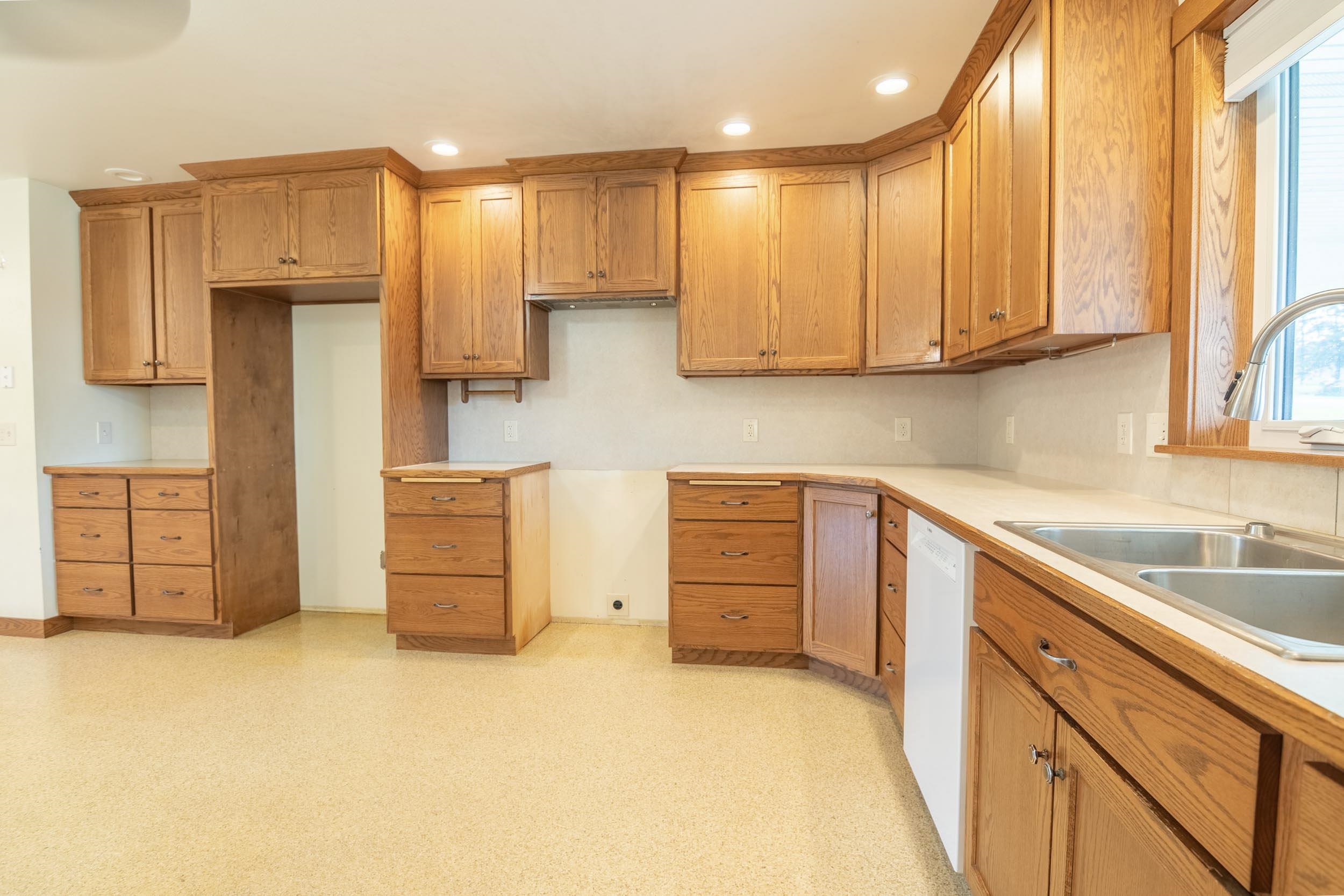 241474 Bungaloo Road Property Photo 32