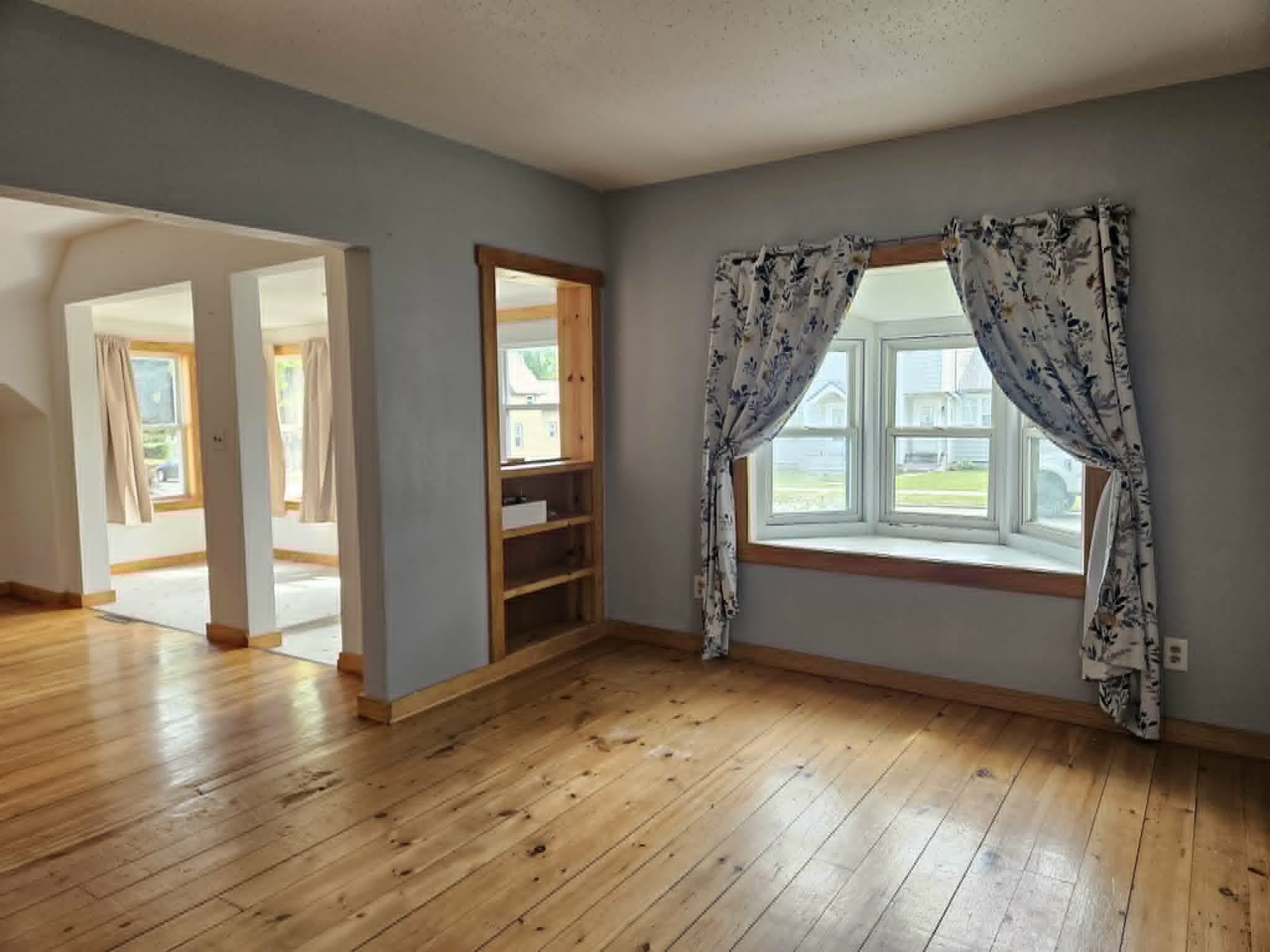 304 N Maple Avenue Property Photo 7