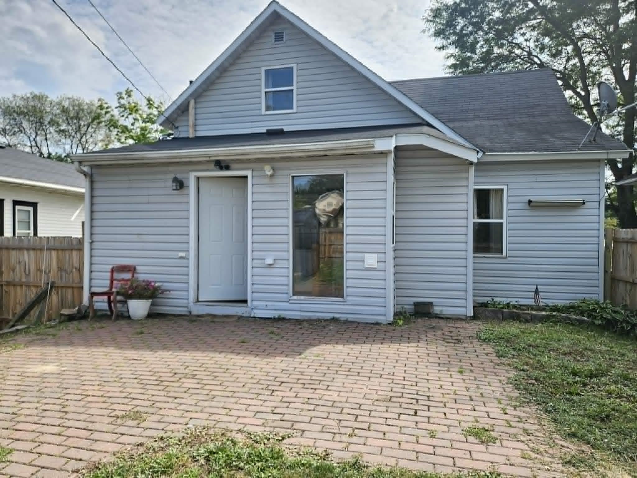 304 N Maple Avenue Property Photo 21