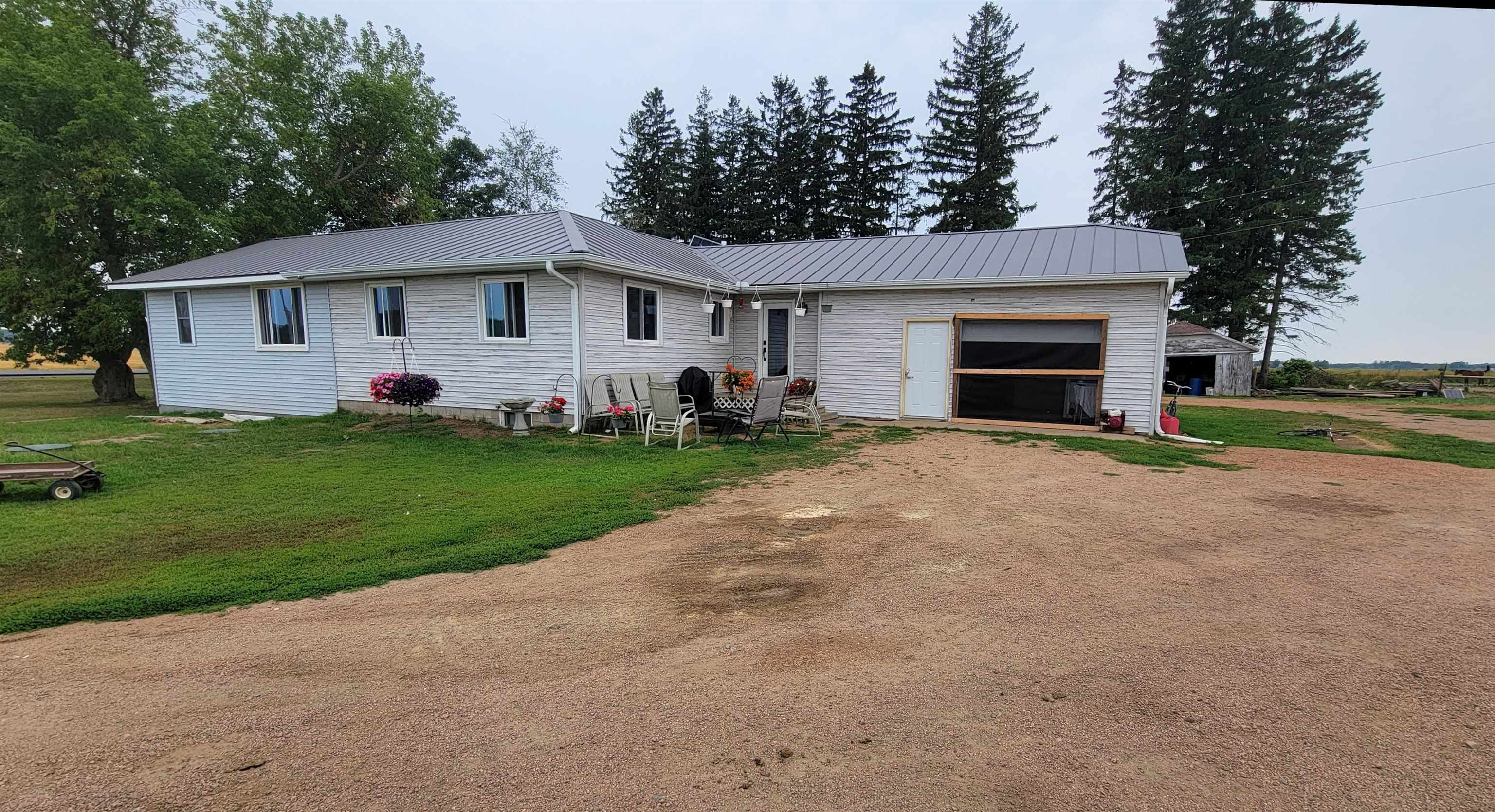 W8960 Cth F Property Photo 2