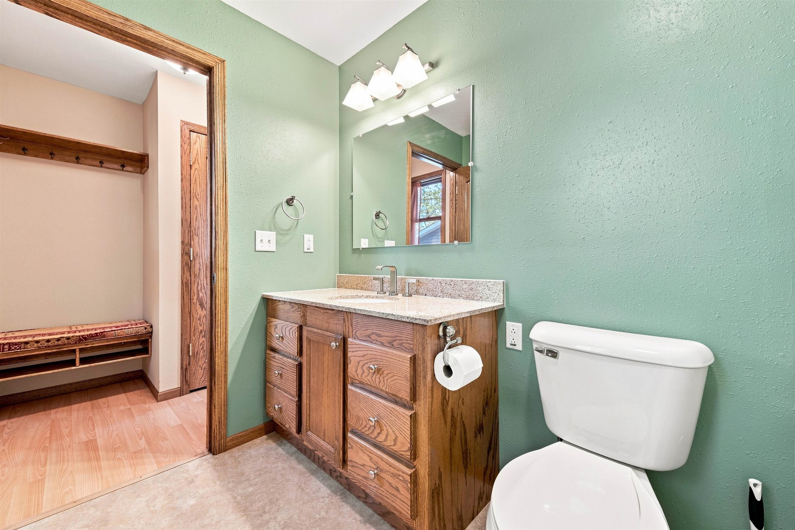 122449 County Road C Property Photo 10