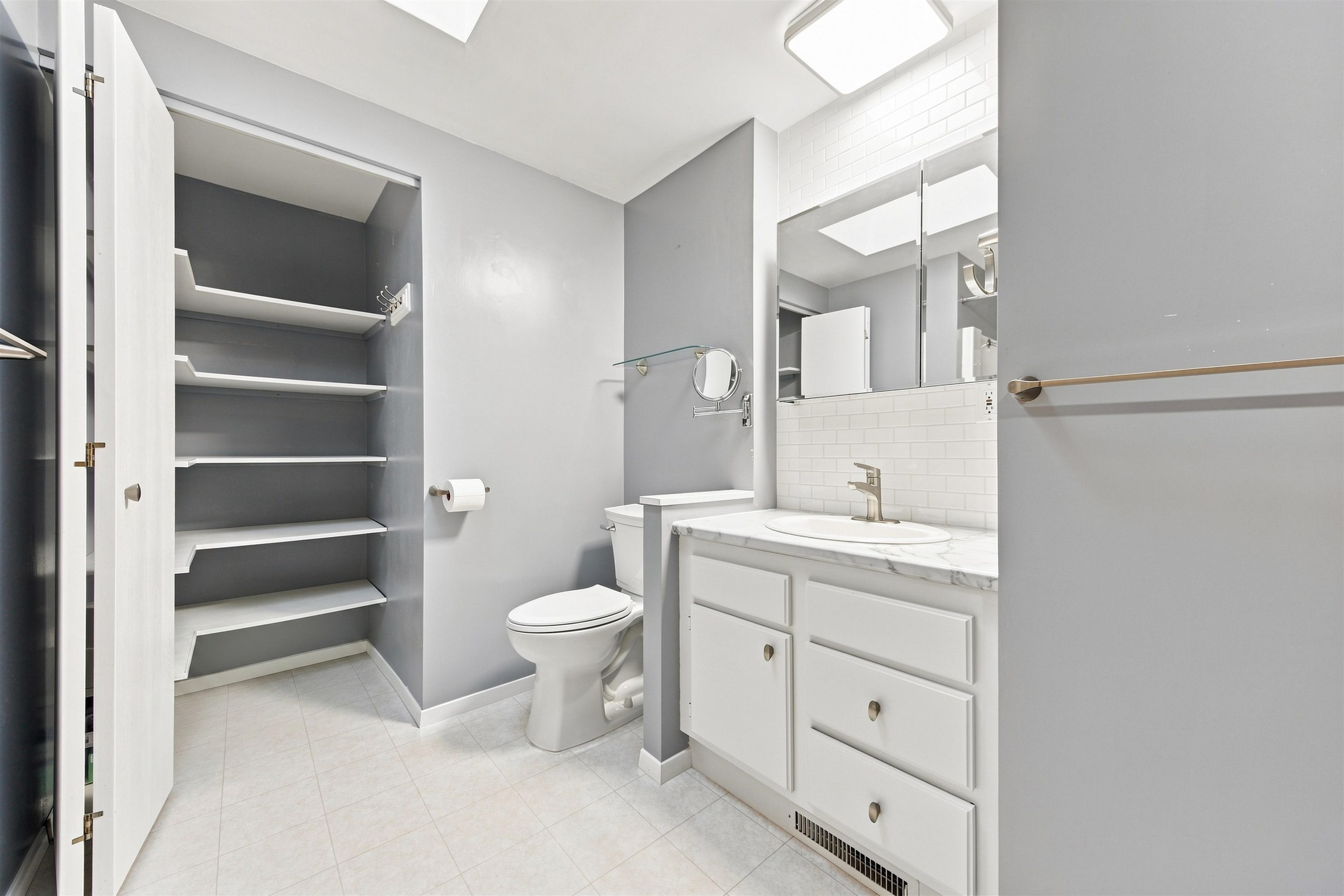 122449 County Road C Property Photo 22