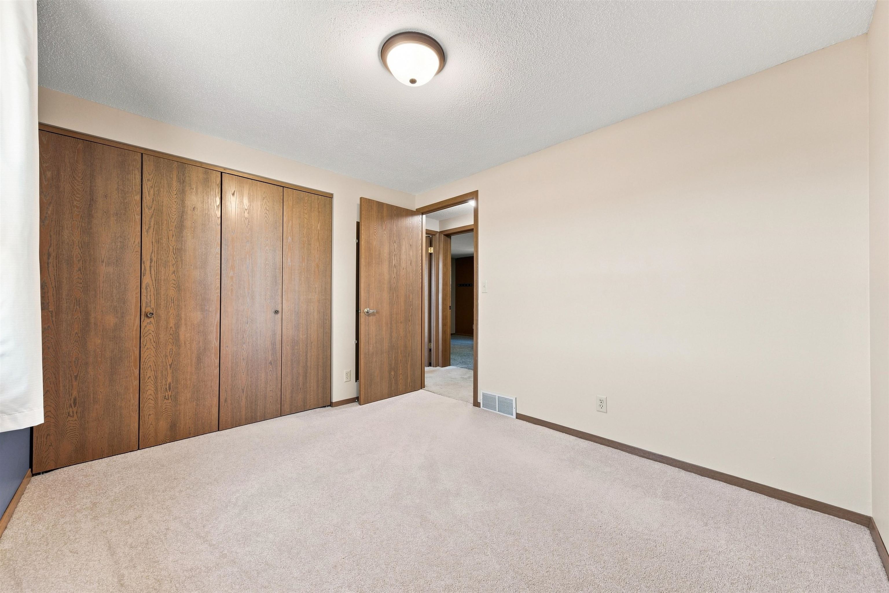 122449 County Road C Property Photo 28