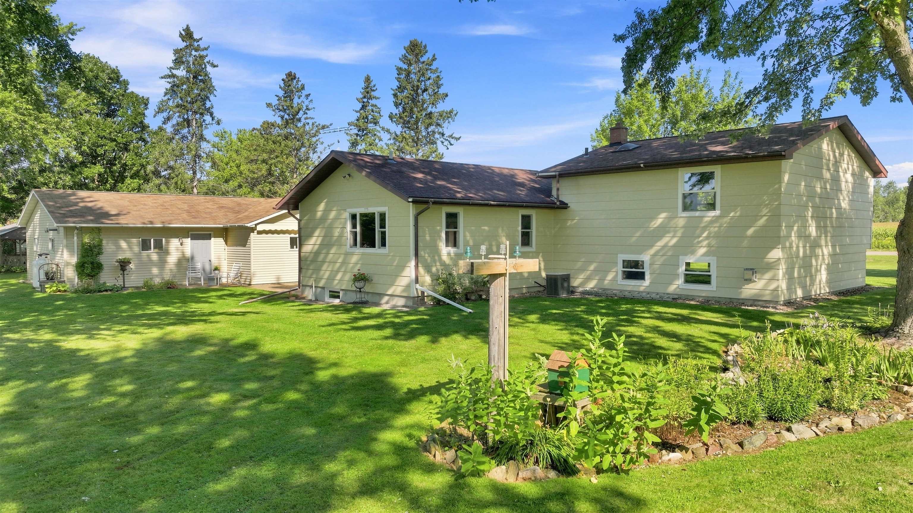 122449 County Road C Property Photo 40