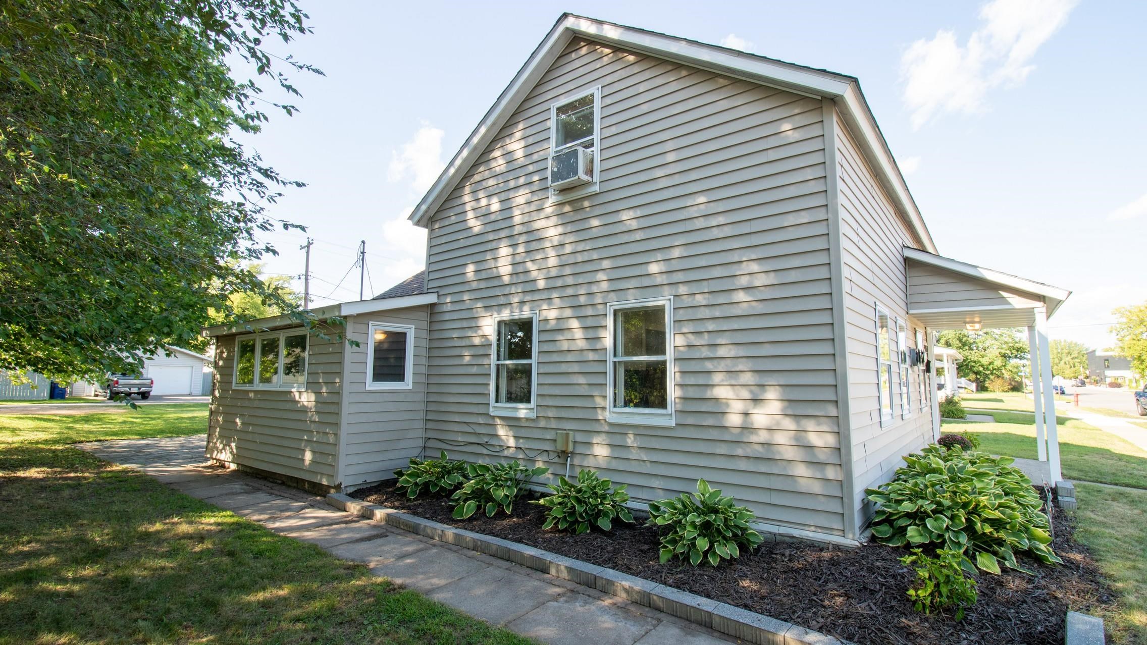 505 3rd Street Property Photo 26