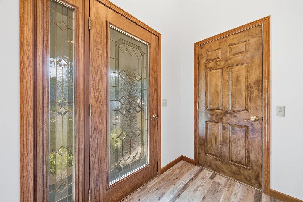 1019 W Upham Street Property Photo 15