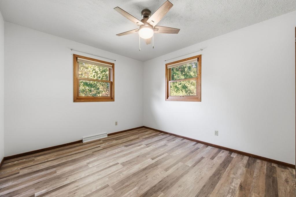 1019 W Upham Street Property Photo 32