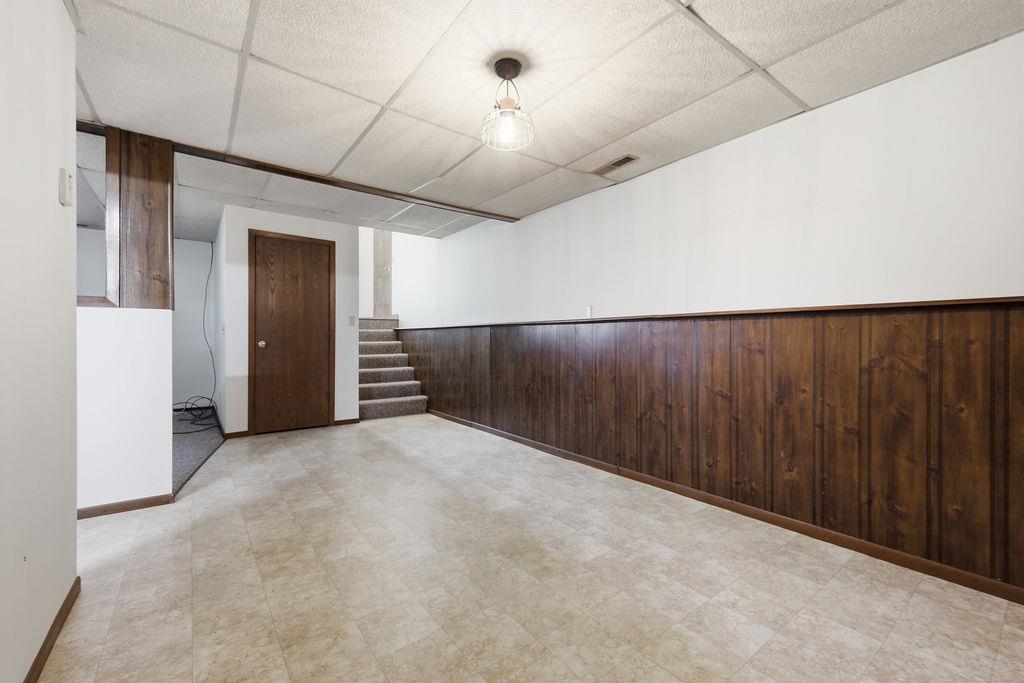 1019 W Upham Street Property Photo 44