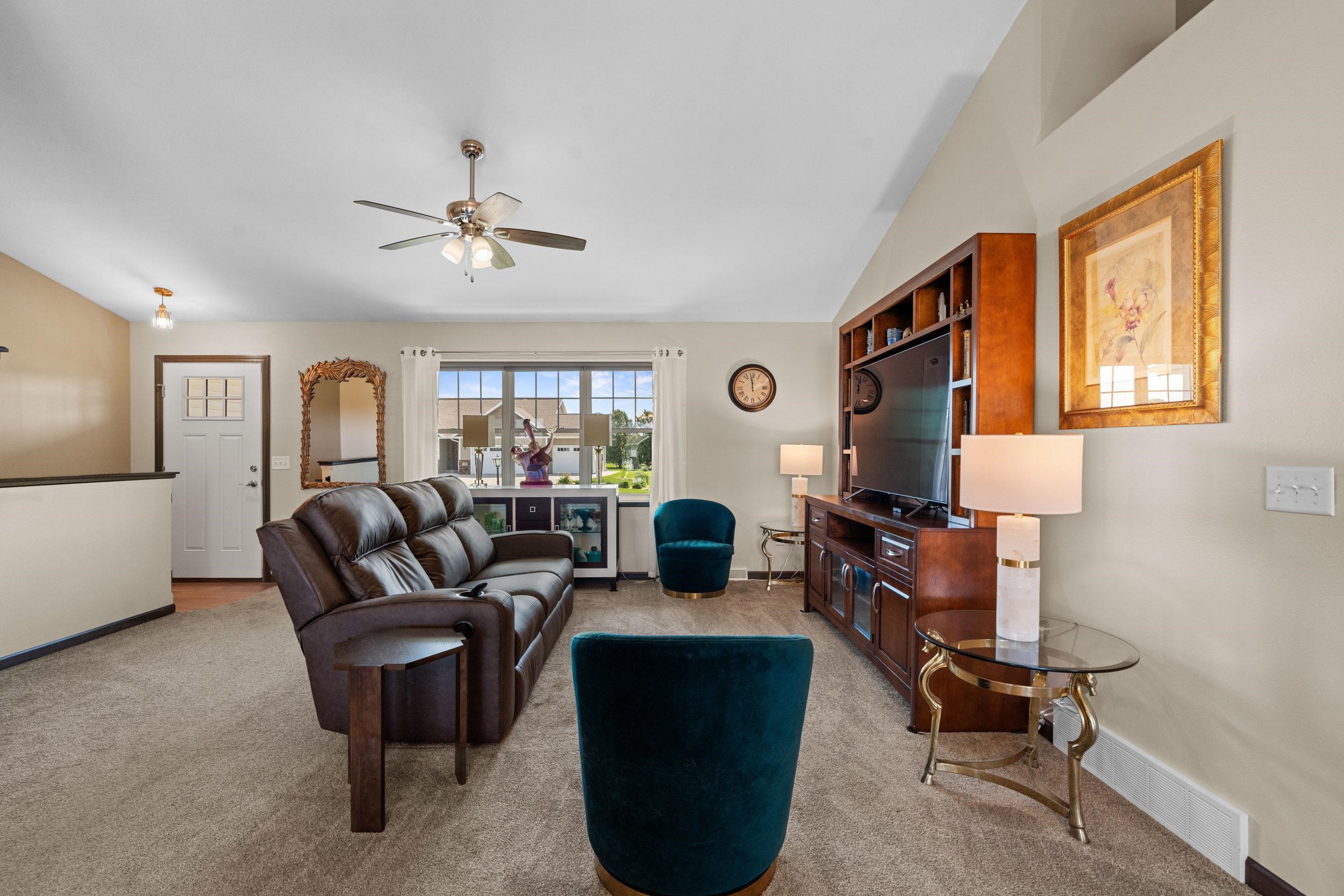 4355 Hanover Street Property Photo 7