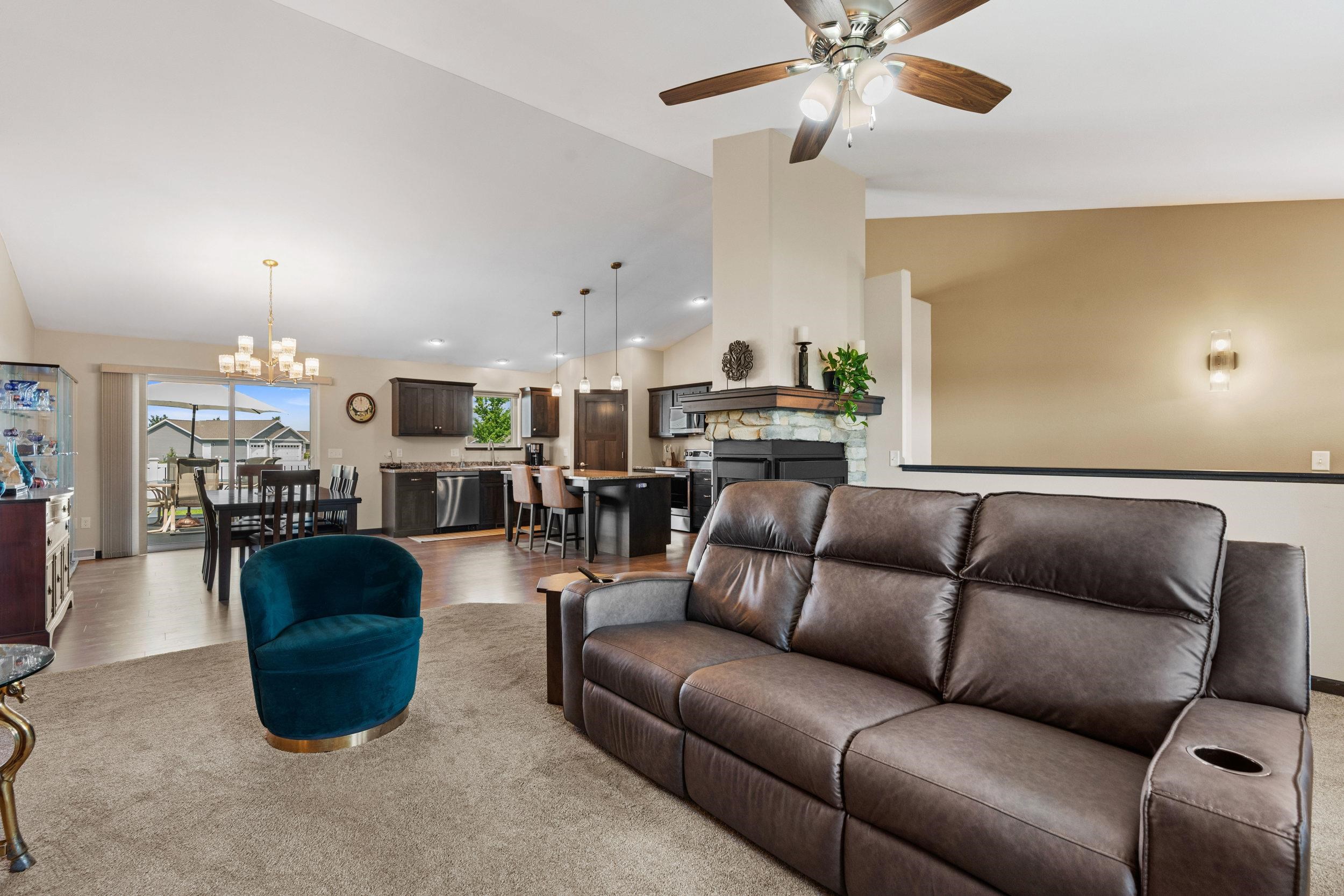 4355 Hanover Street Property Photo 8