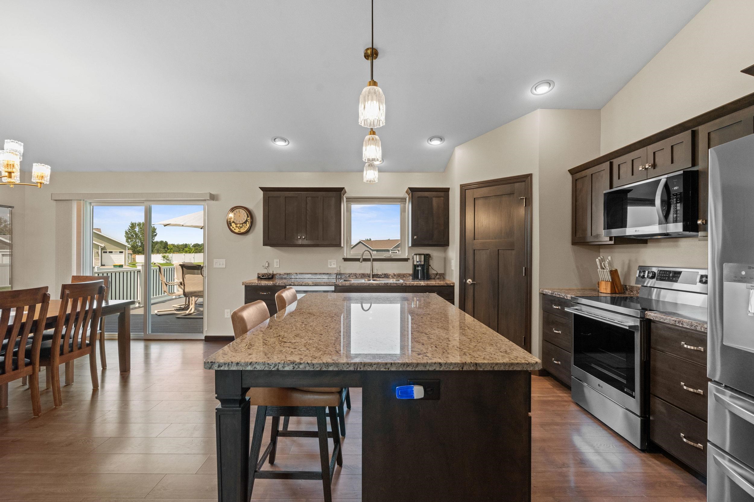 4355 Hanover Street Property Photo 11