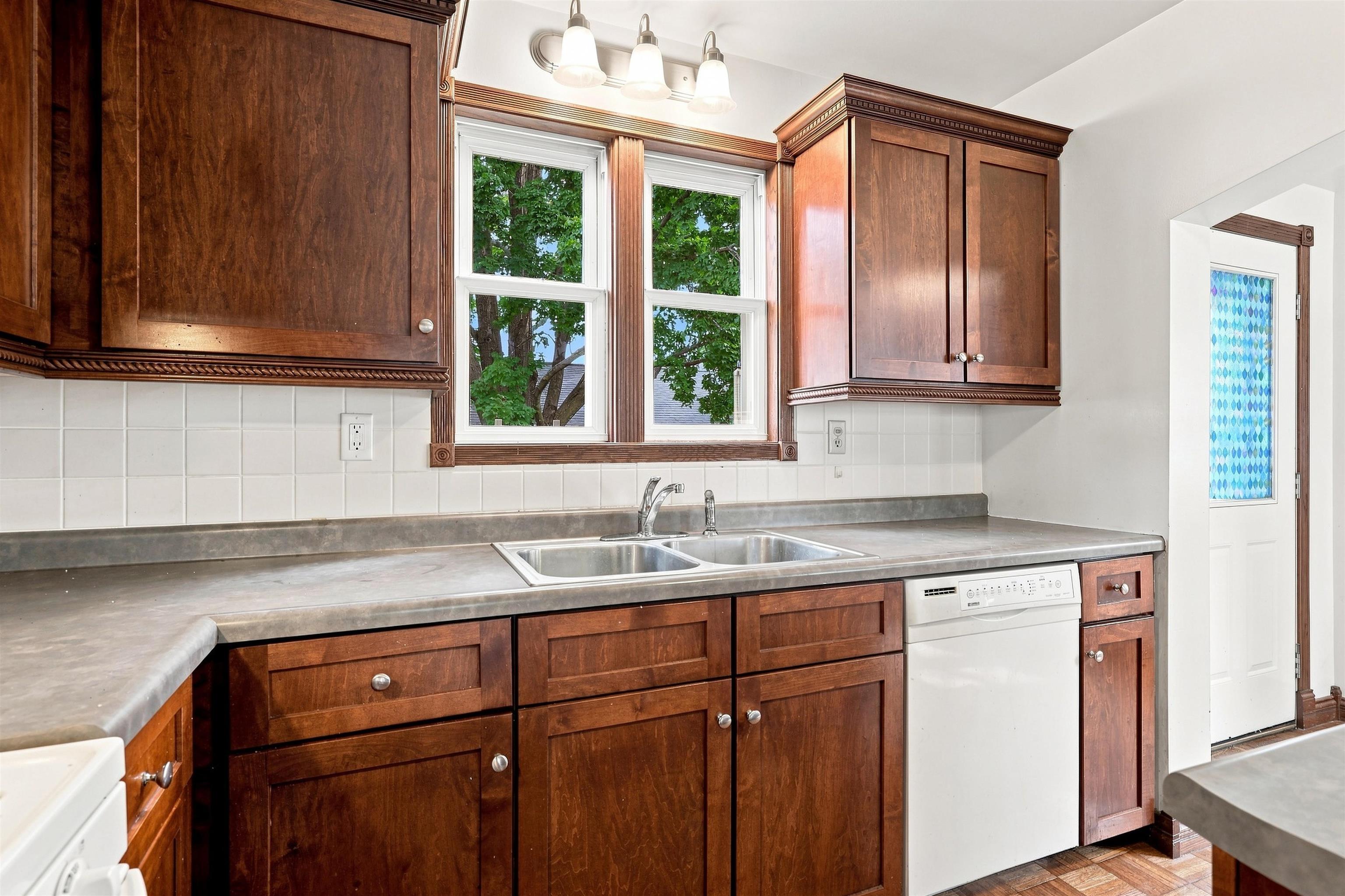 1025 Matilda Street Property Photo 11