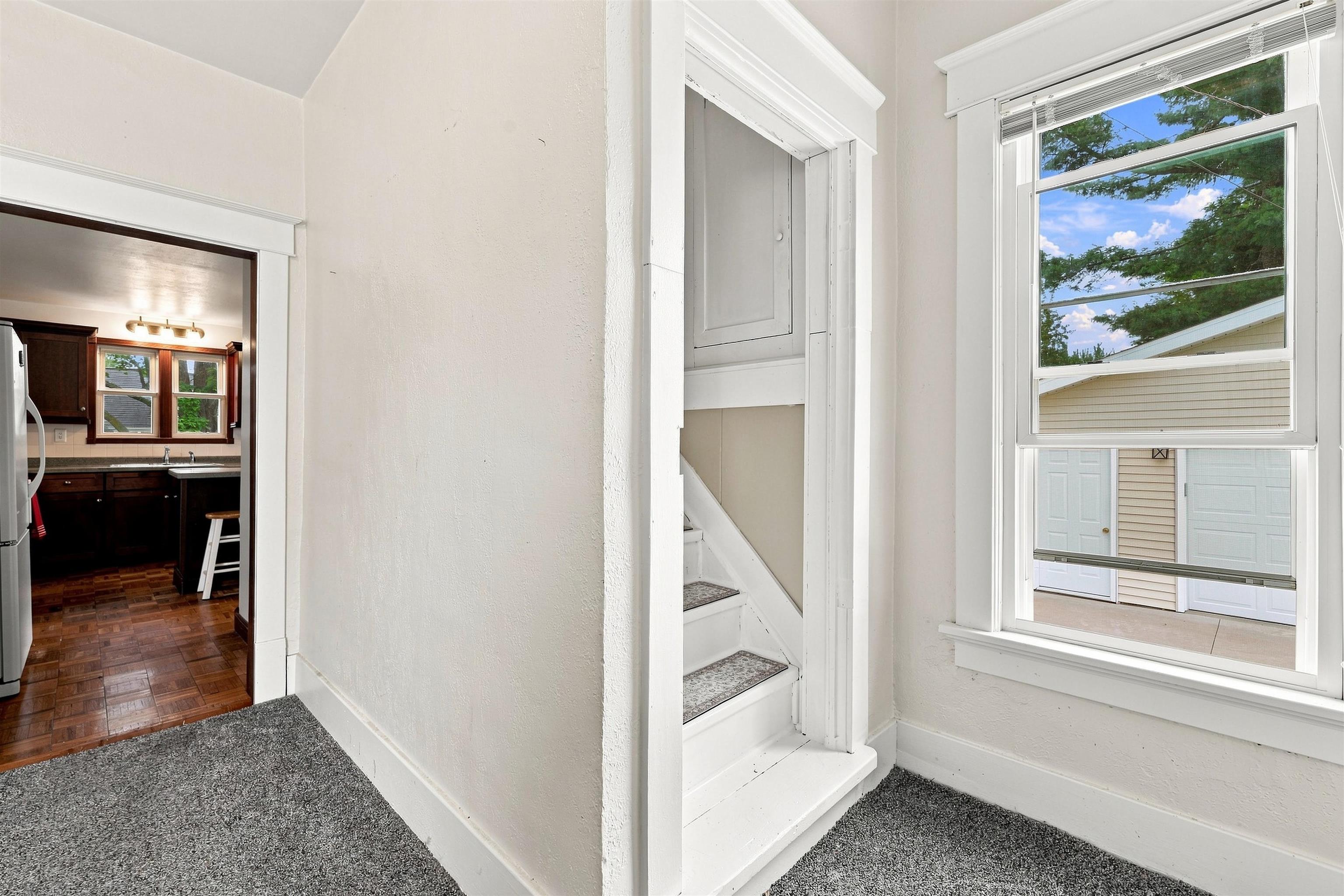 1025 Matilda Street Property Photo 30