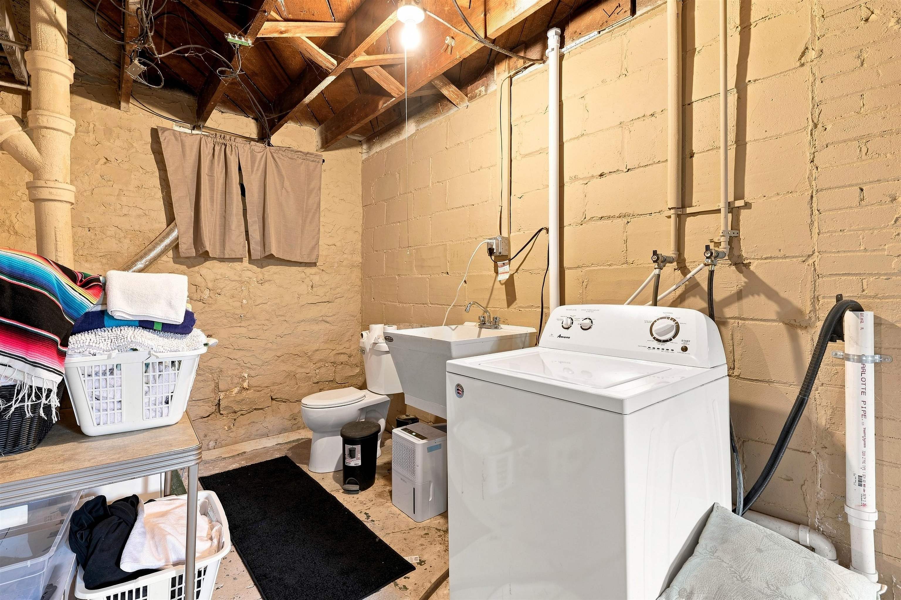 1025 Matilda Street Property Photo 39