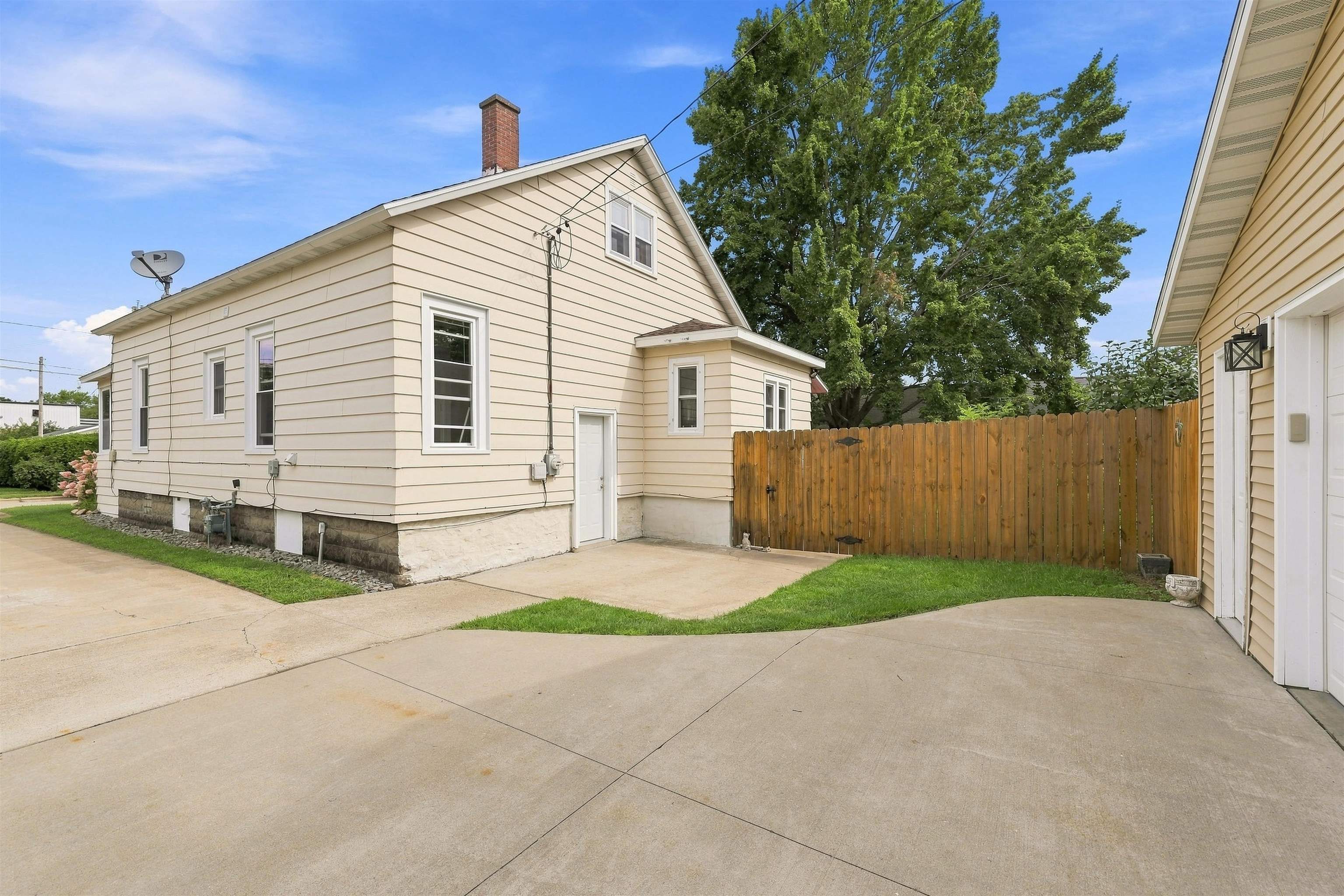 1025 Matilda Street Property Photo 42
