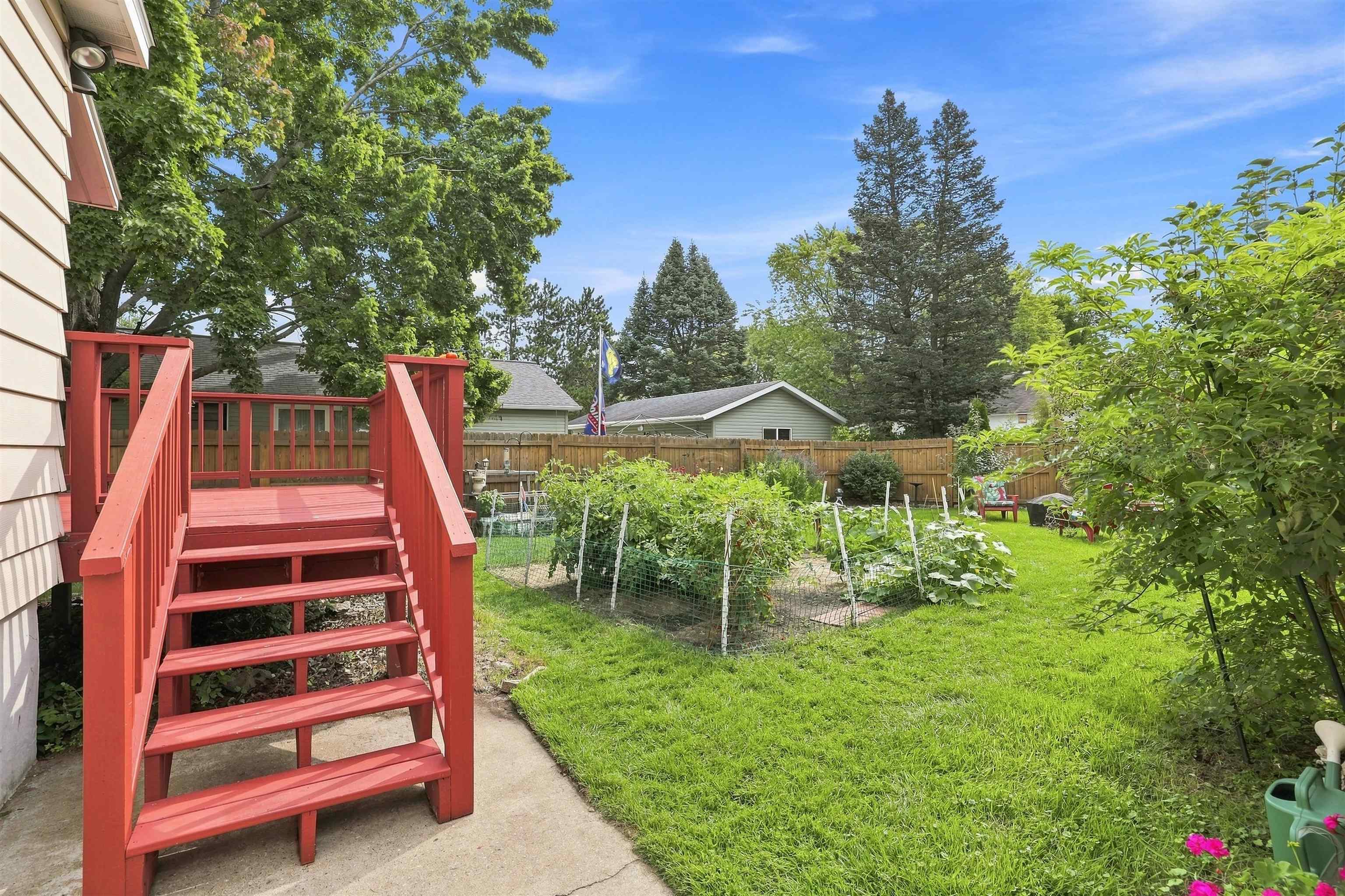 1025 Matilda Street Property Photo 43