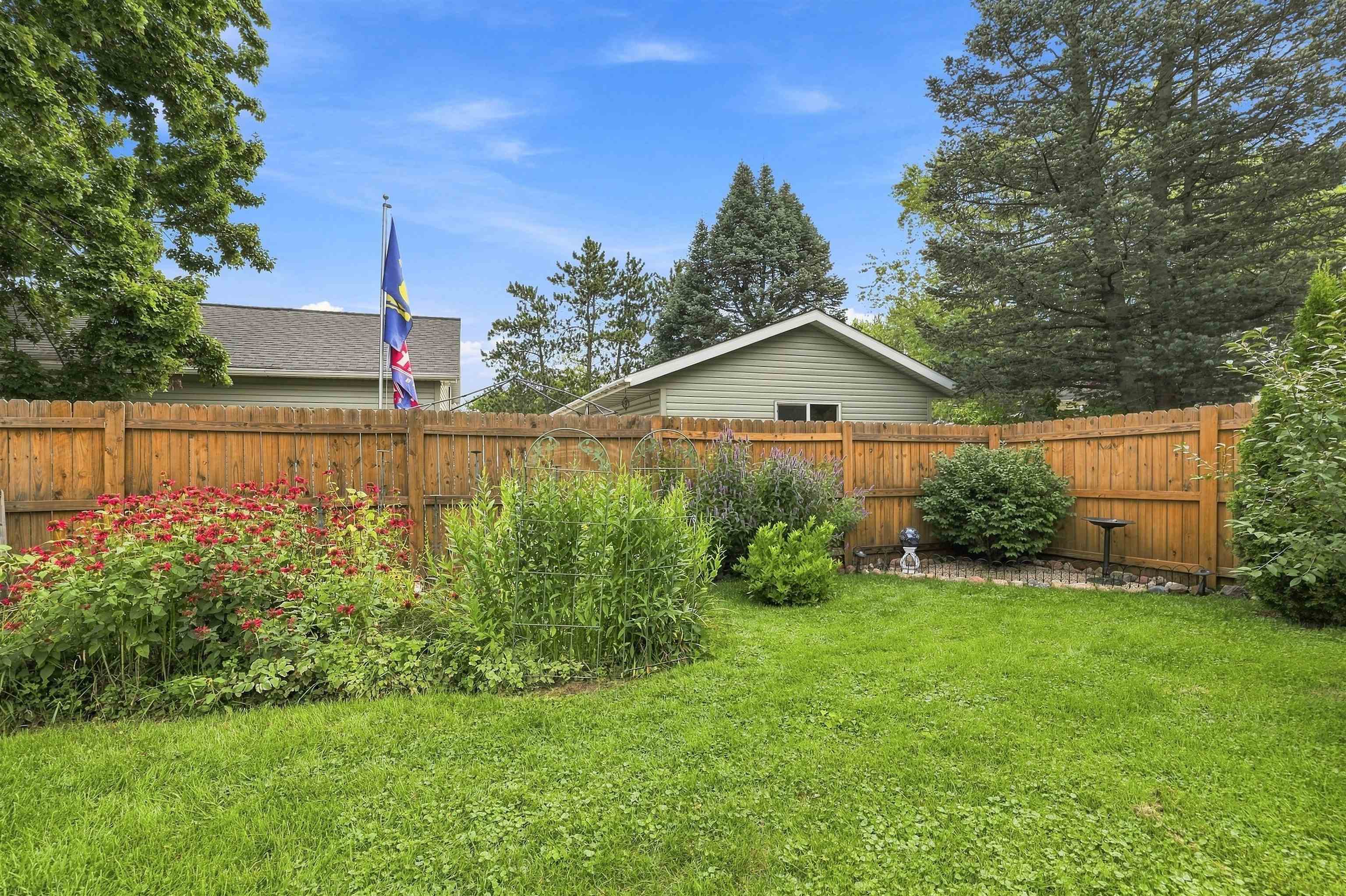 1025 Matilda Street Property Photo 46