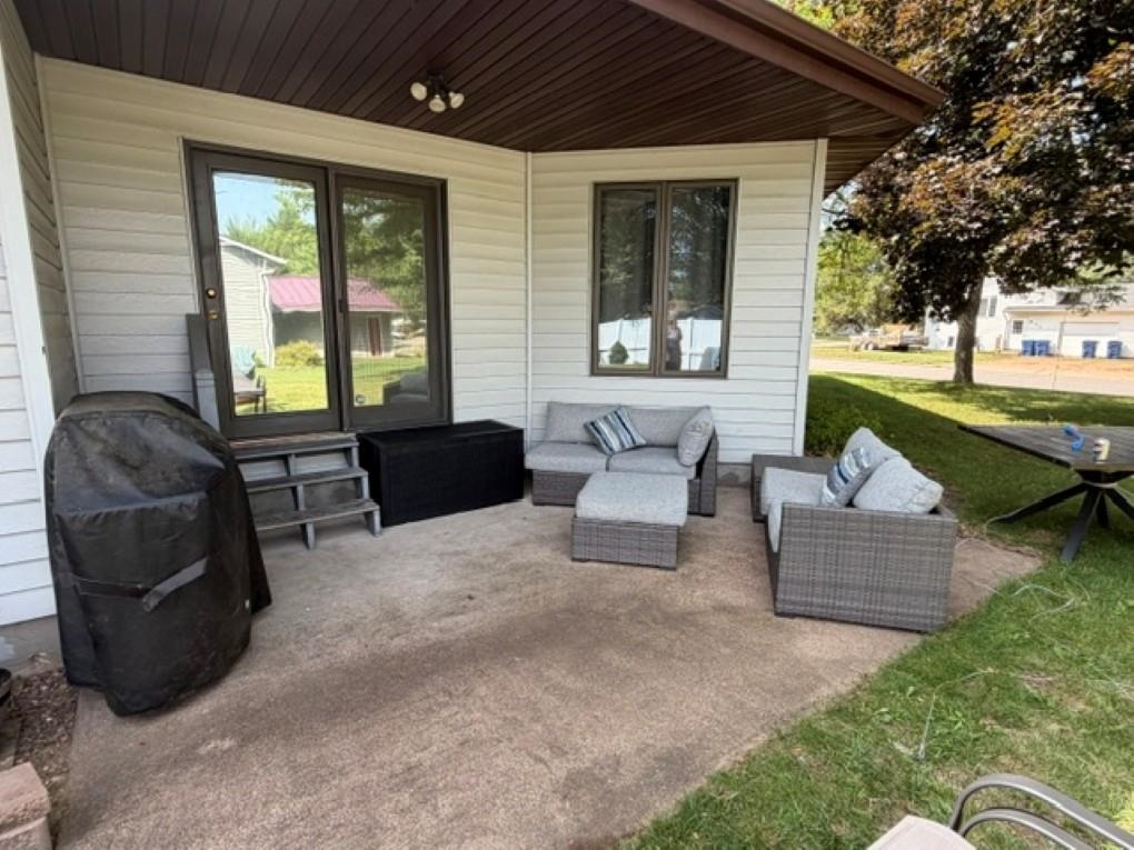 1125 Pinecrest Avenue Property Photo 25