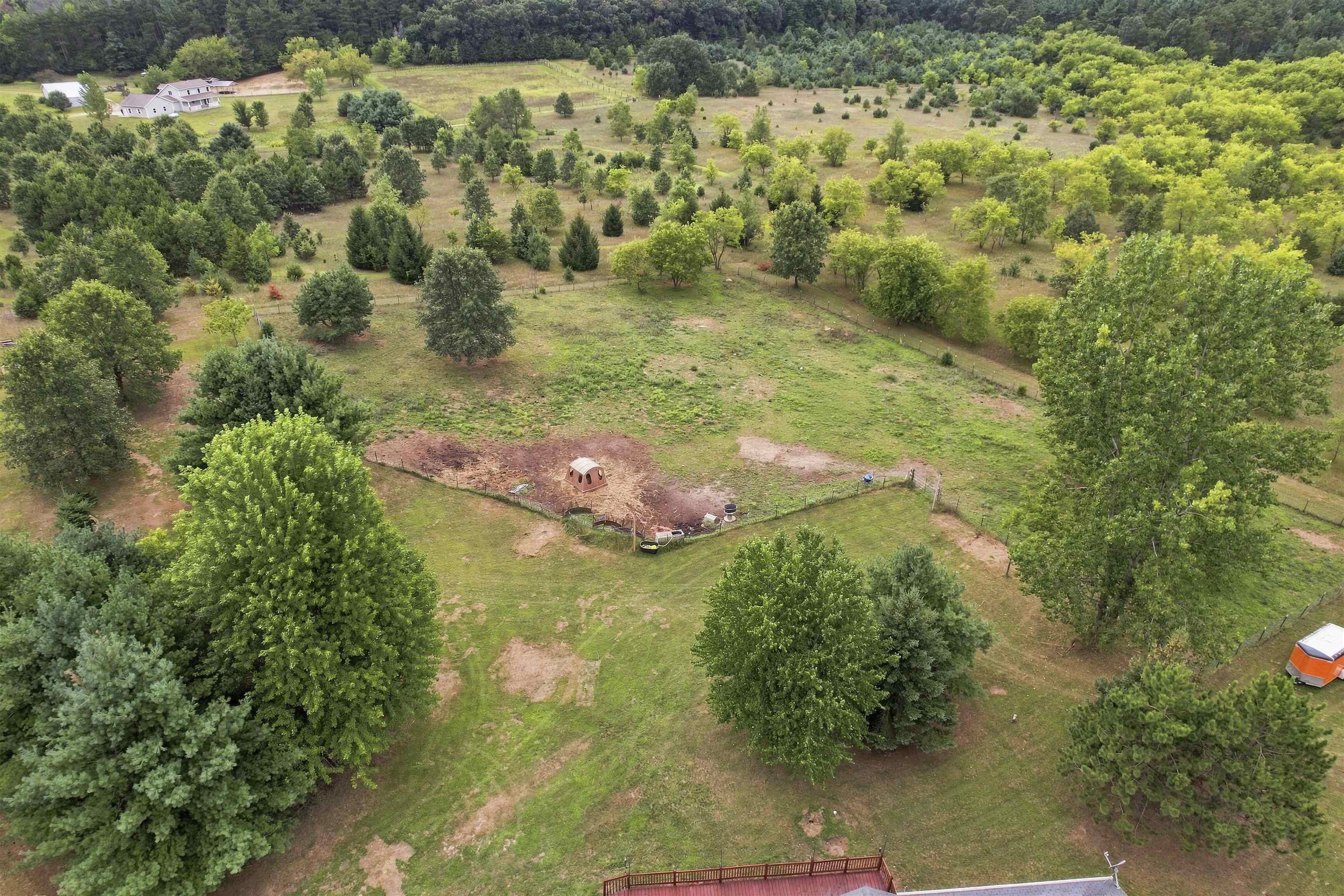 N485 East Road Property Photo 22