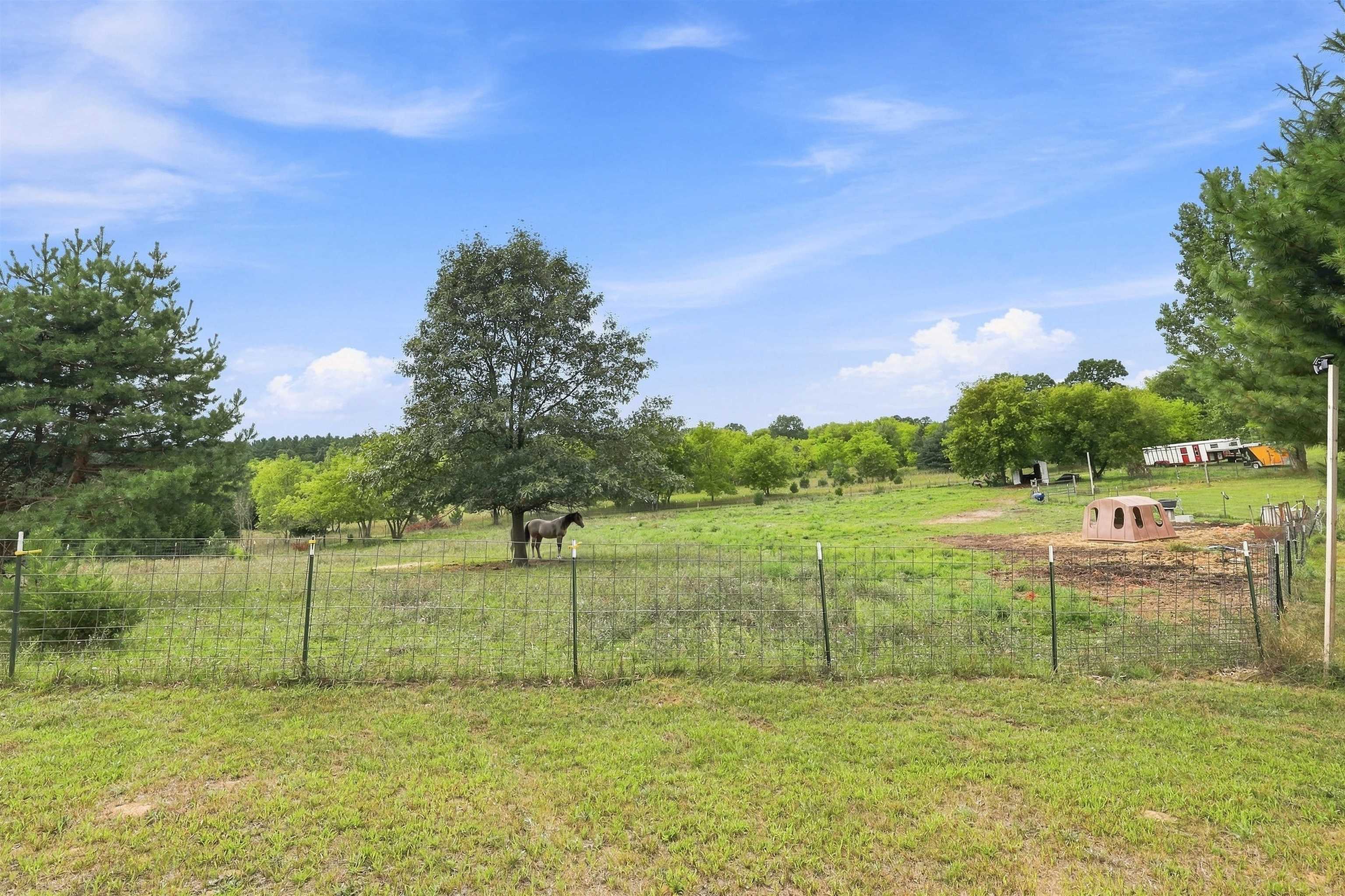 N485 East Road Property Photo 25
