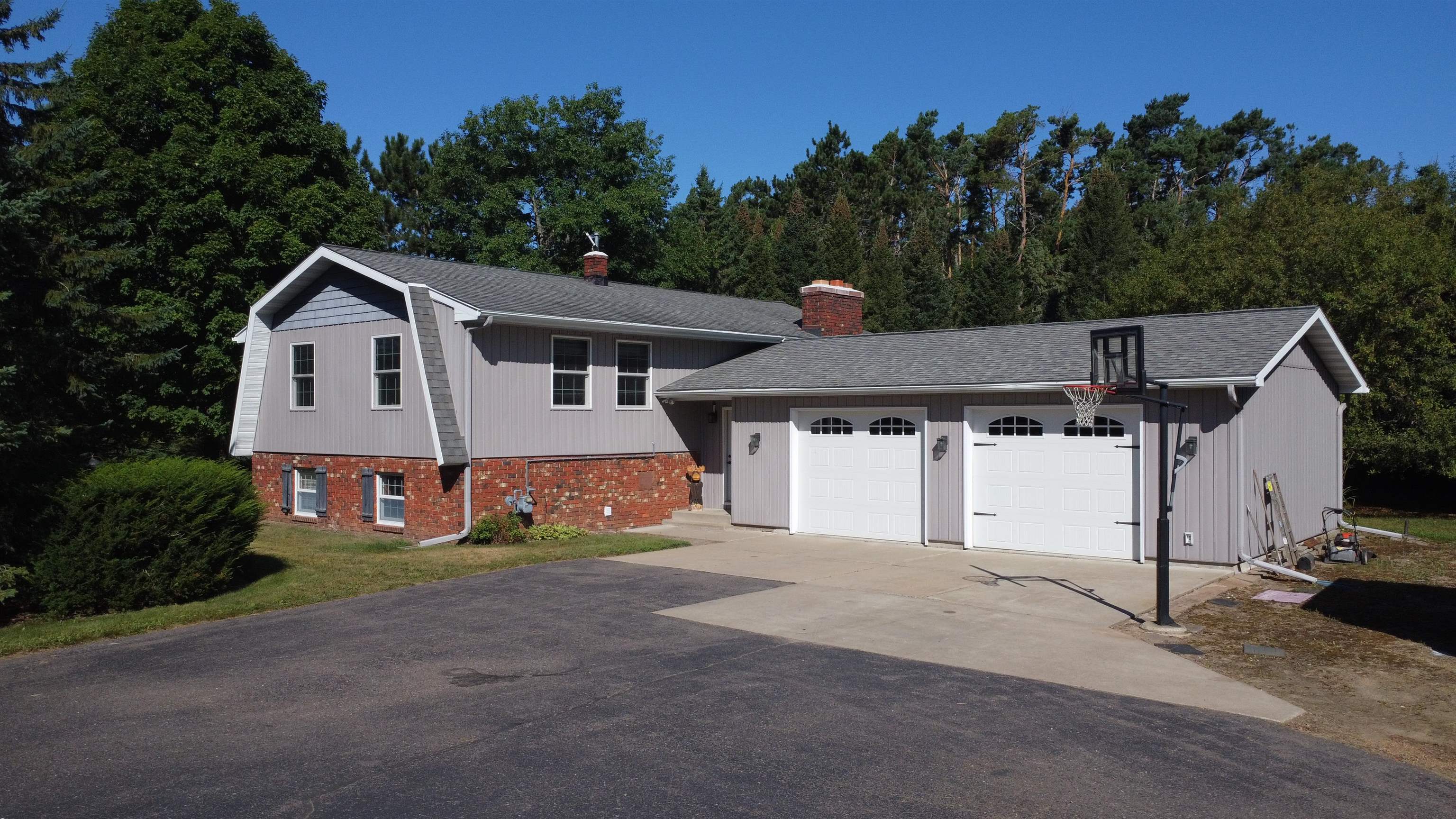 N3440 N Langlade Road Property Photo 1