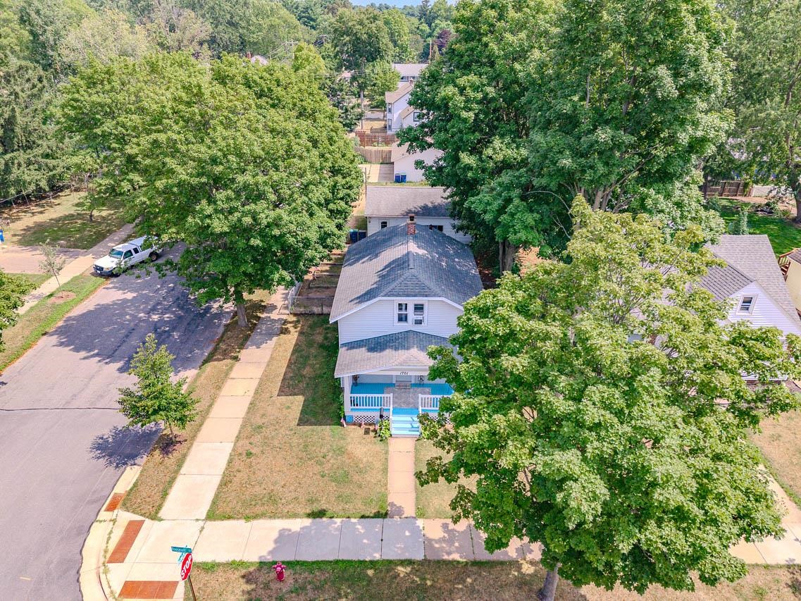 1701 Roosevelt Street Property Photo 32