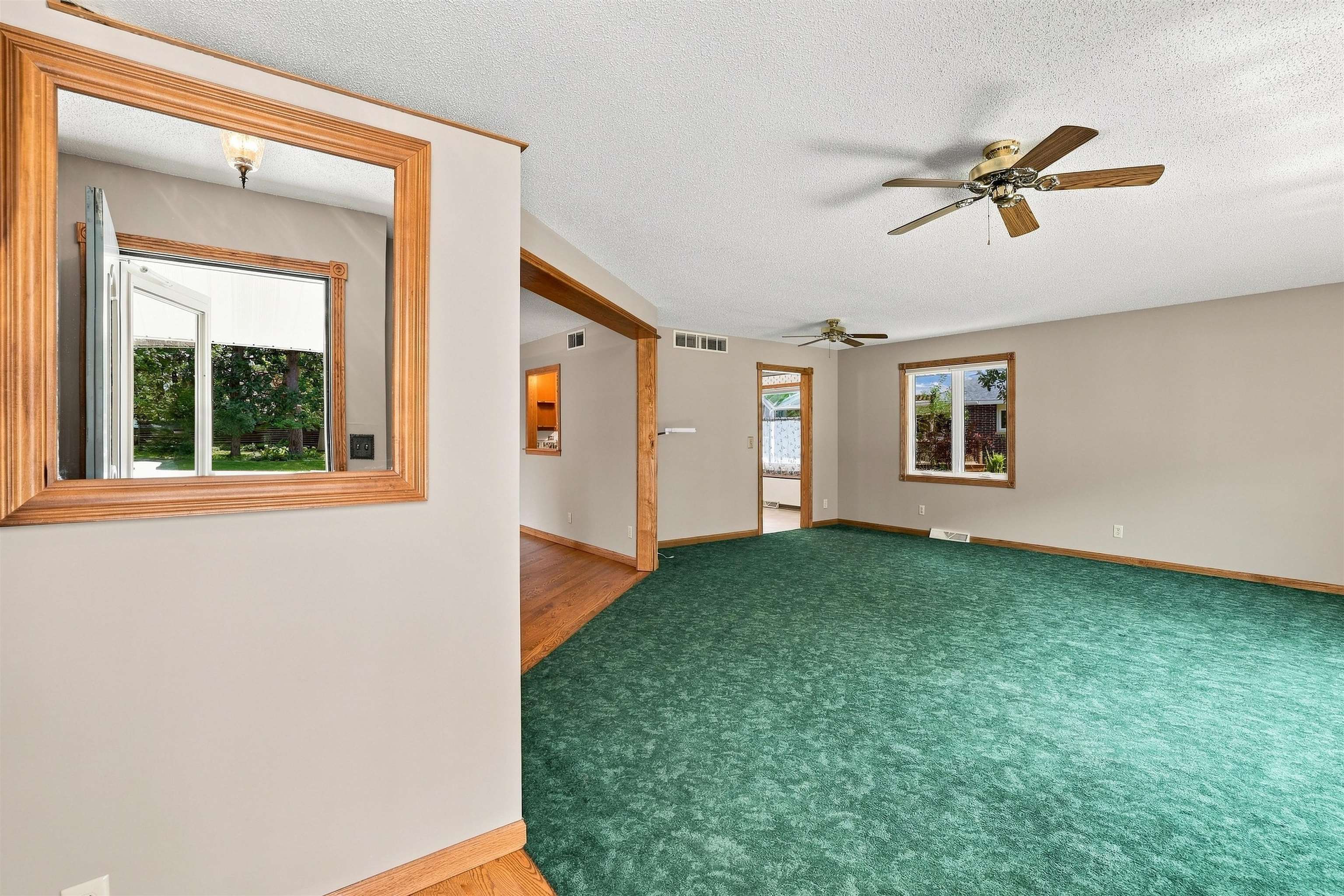 416 Acorn Street Property Photo 7