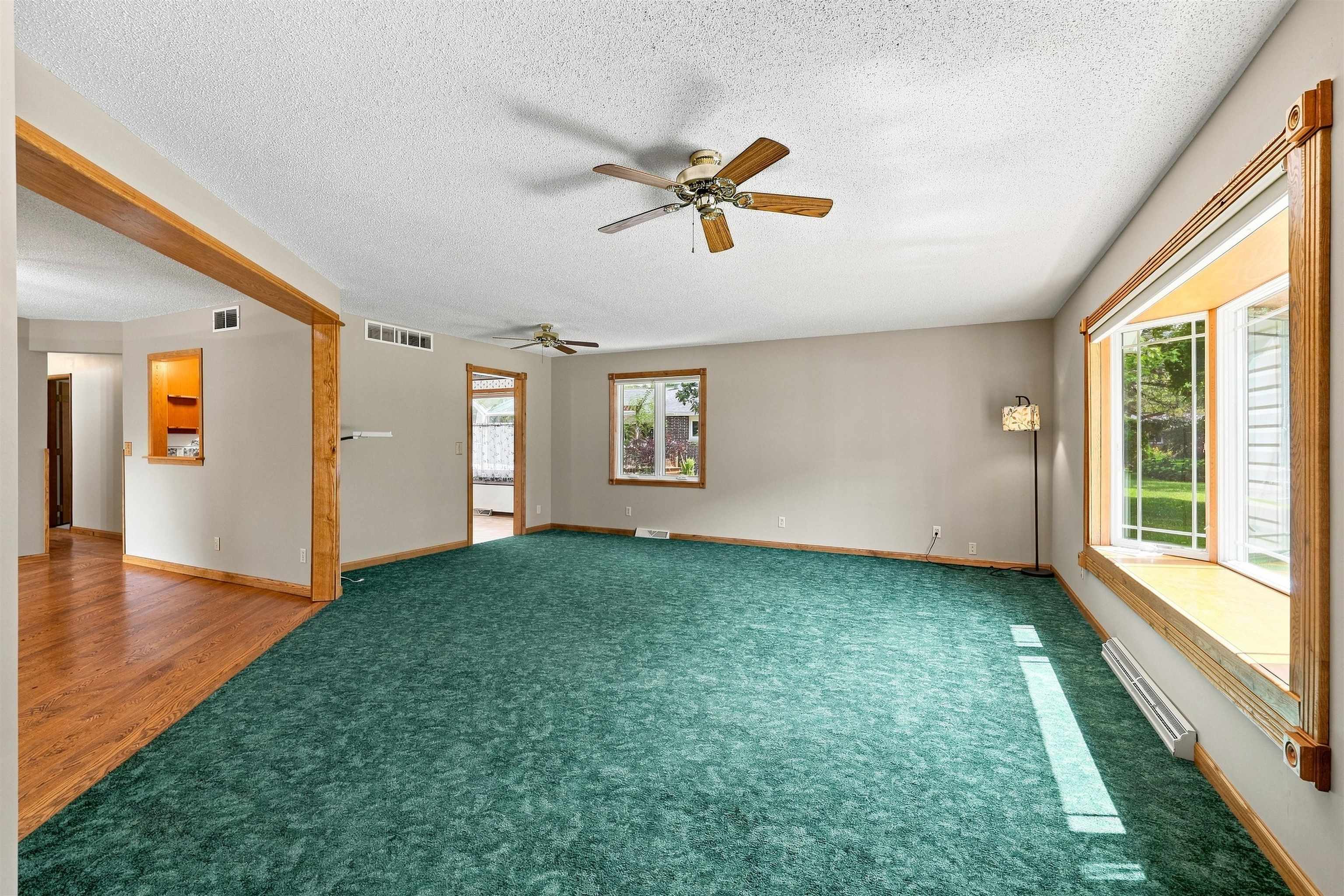 416 Acorn Street Property Photo 8