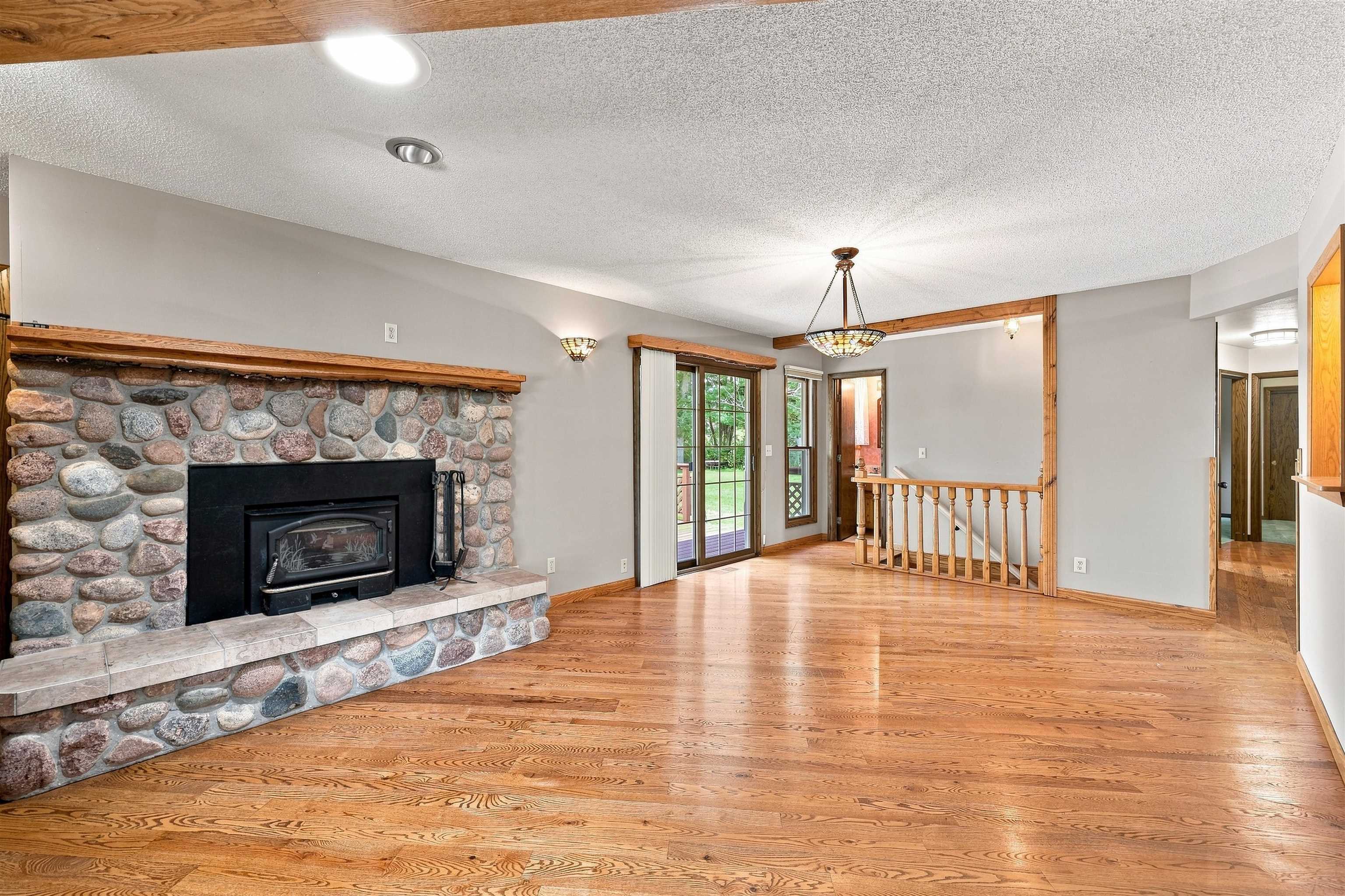 416 Acorn Street Property Photo 12