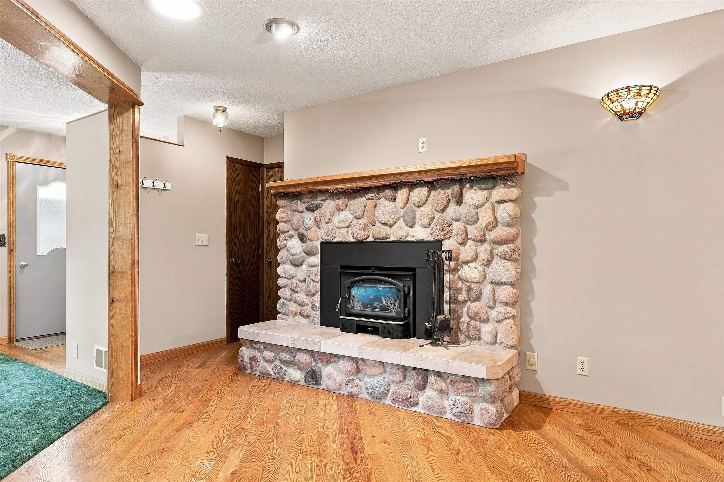 416 Acorn Street Property Photo 13