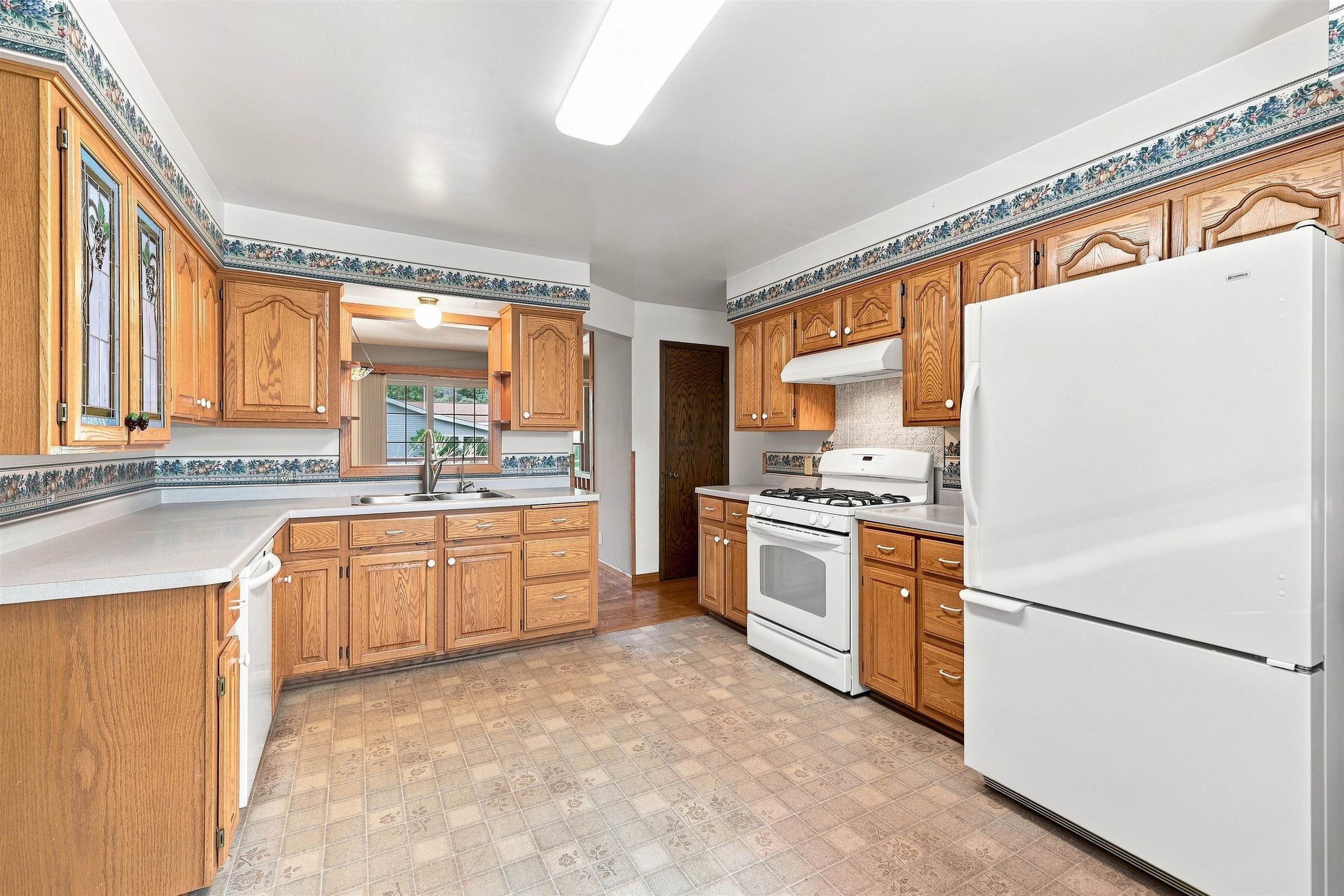 416 Acorn Street Property Photo 18