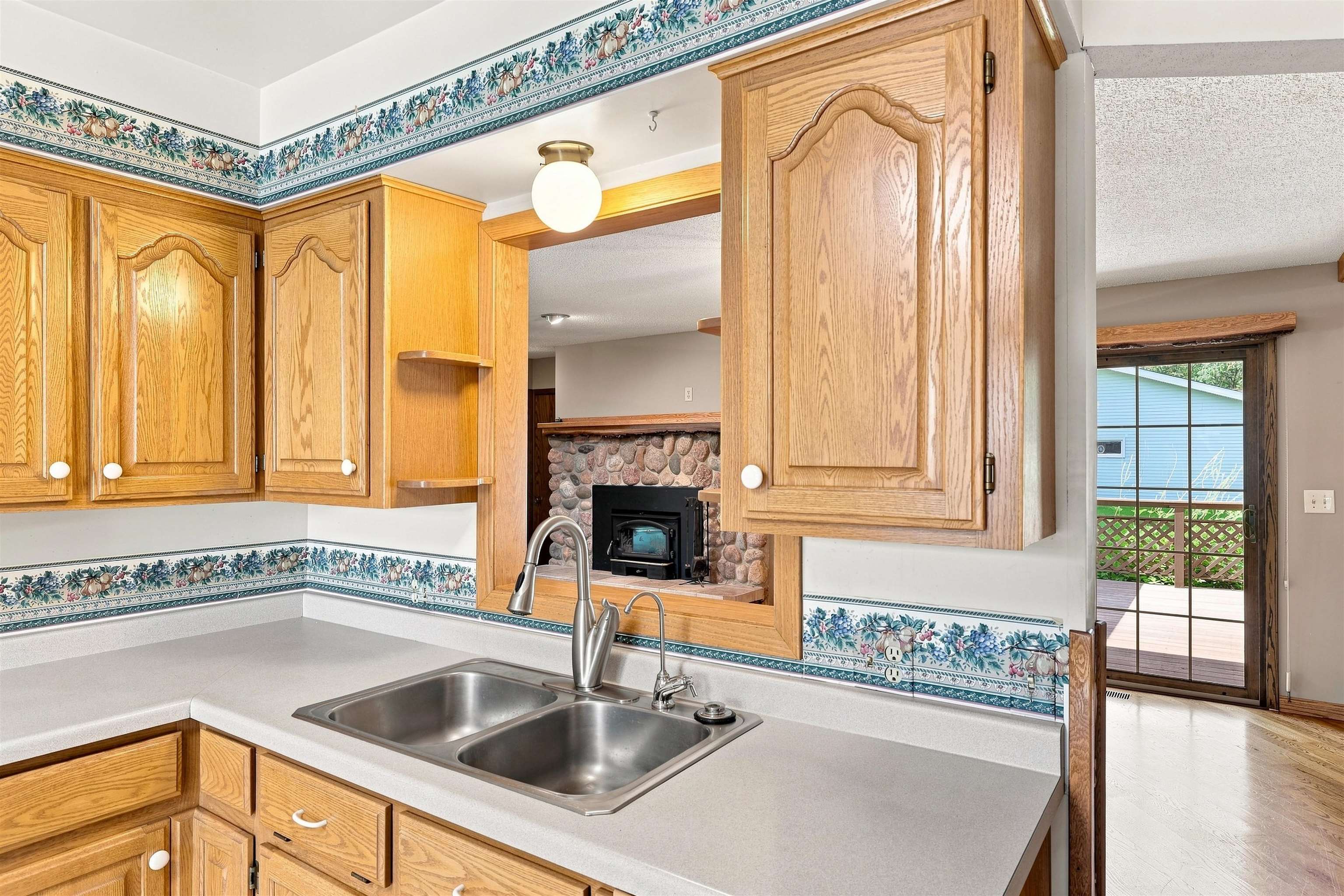 416 Acorn Street Property Photo 22