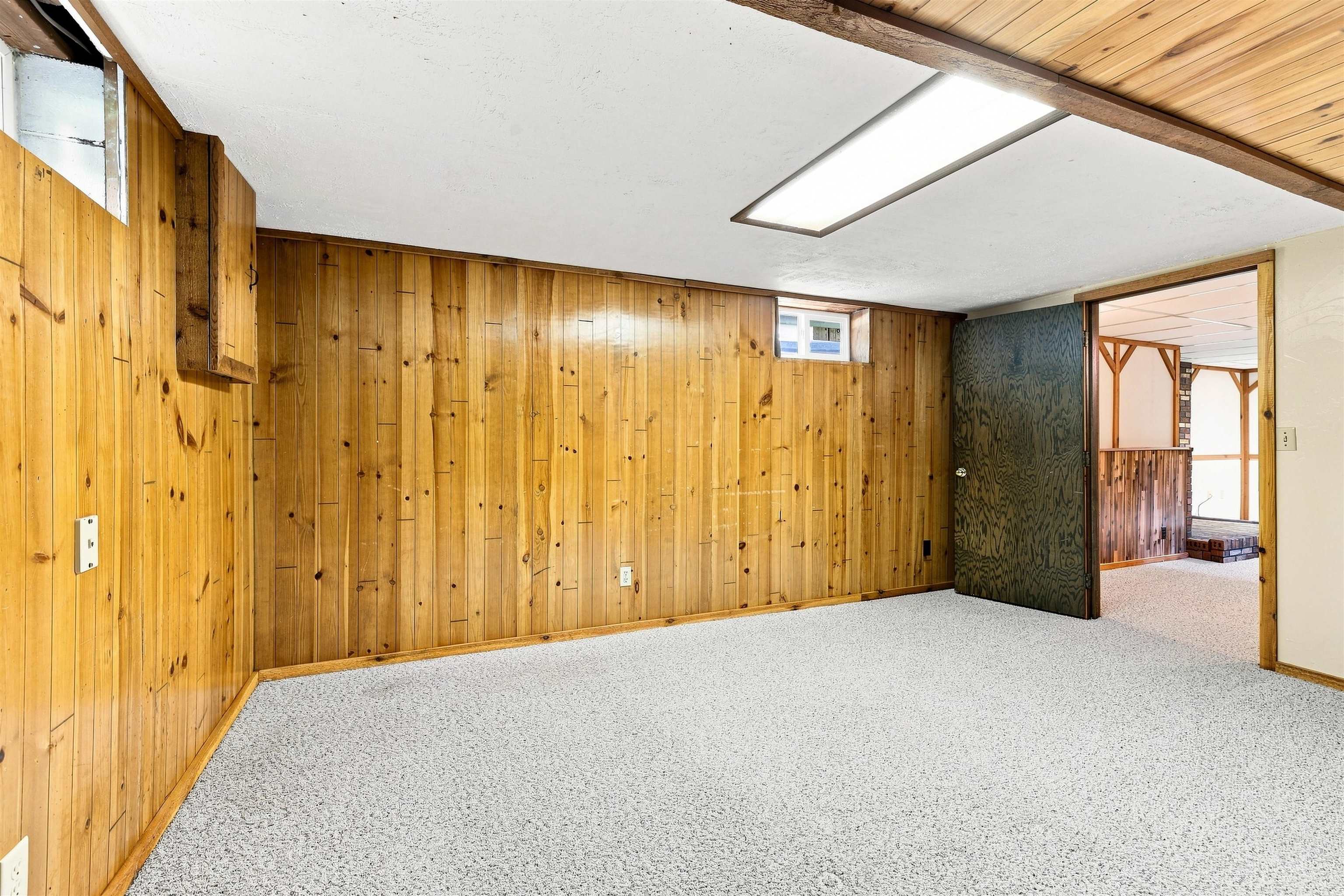416 Acorn Street Property Photo 37