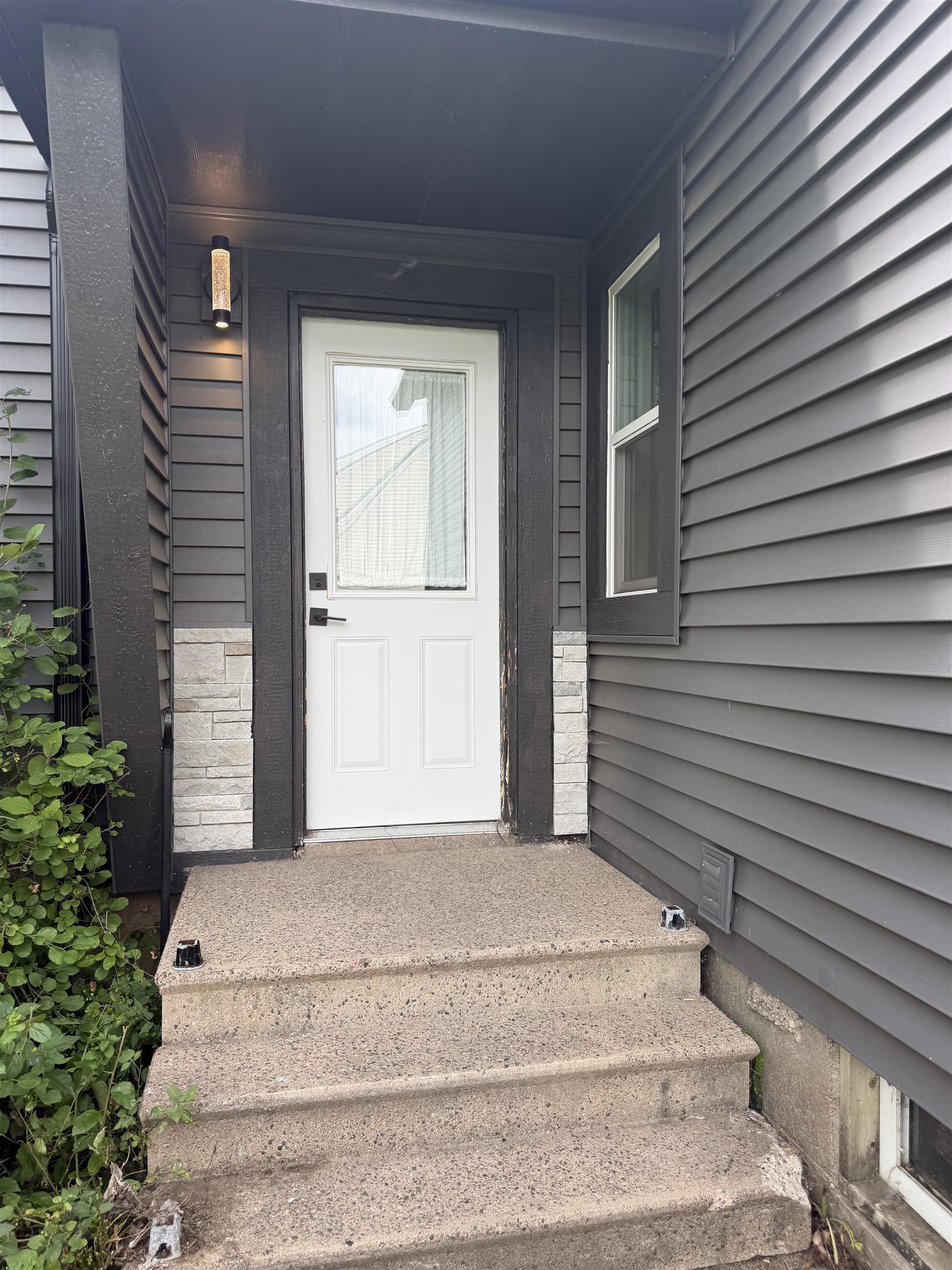 814 Western Street Property Photo 4