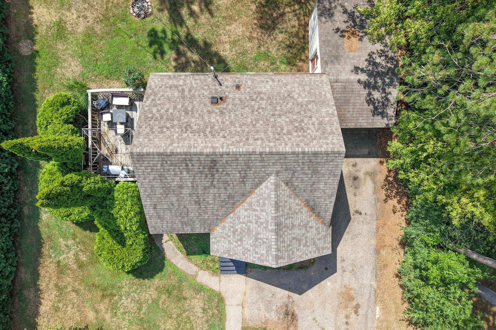 1820 Peach Street Property Photo 3