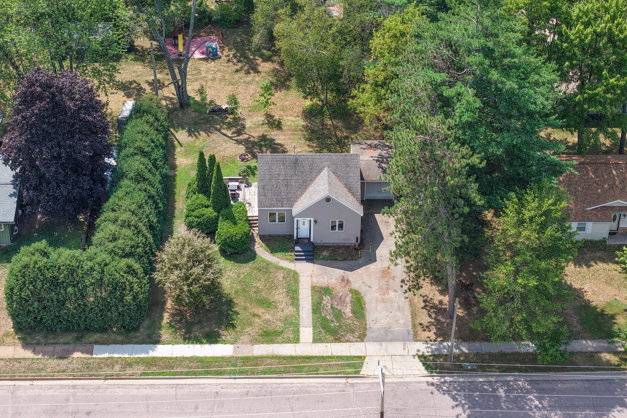 1820 Peach Street Property Photo 12